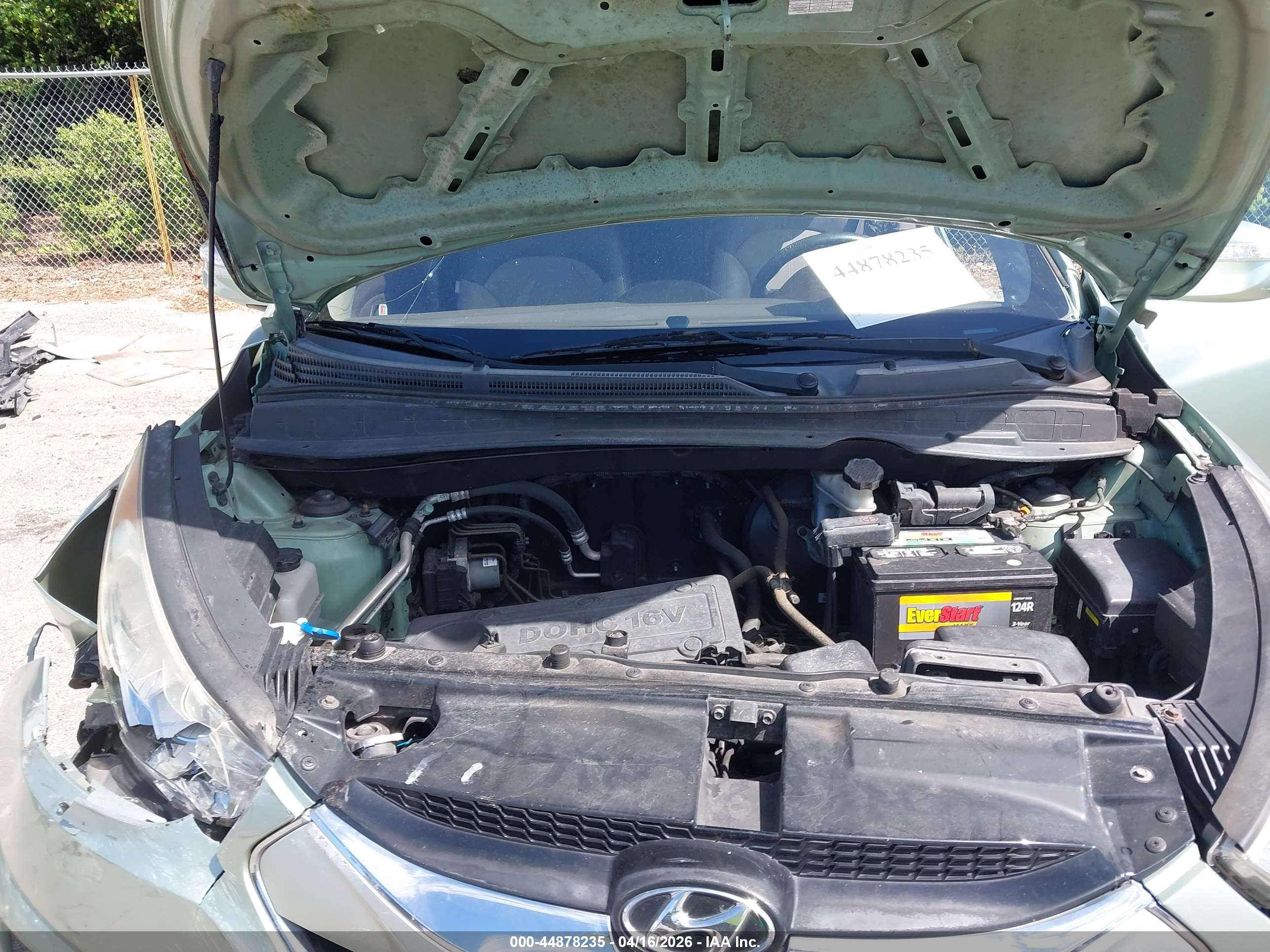 HYUNDAI TUCSON image 10