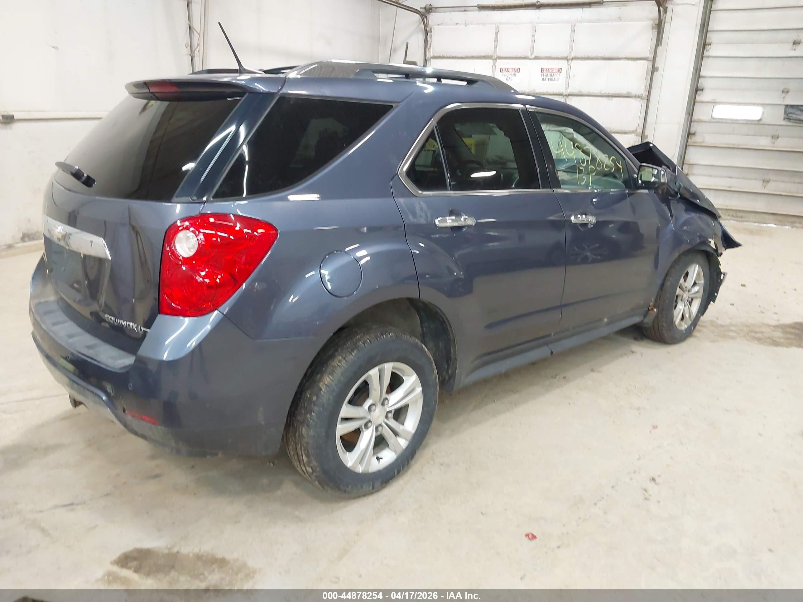 CHEVROLET EQUINOX image 4