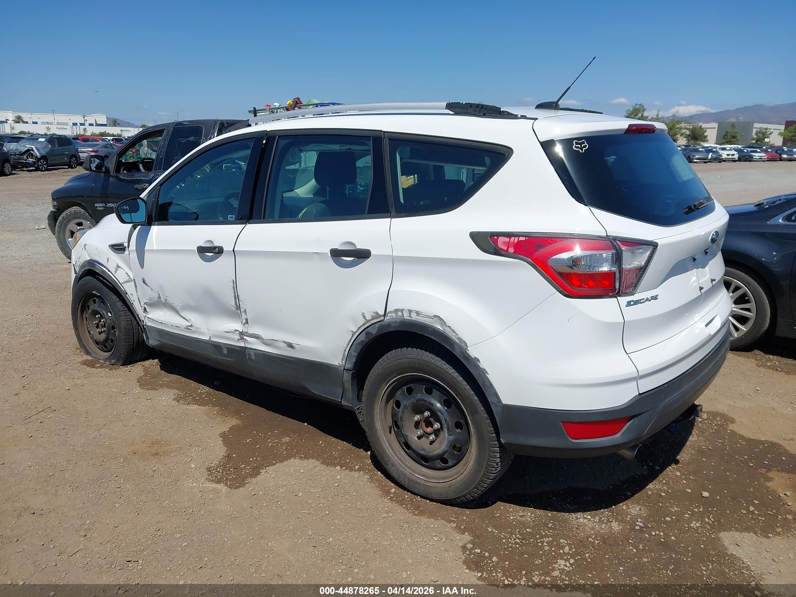 FORD ESCAPE image 3