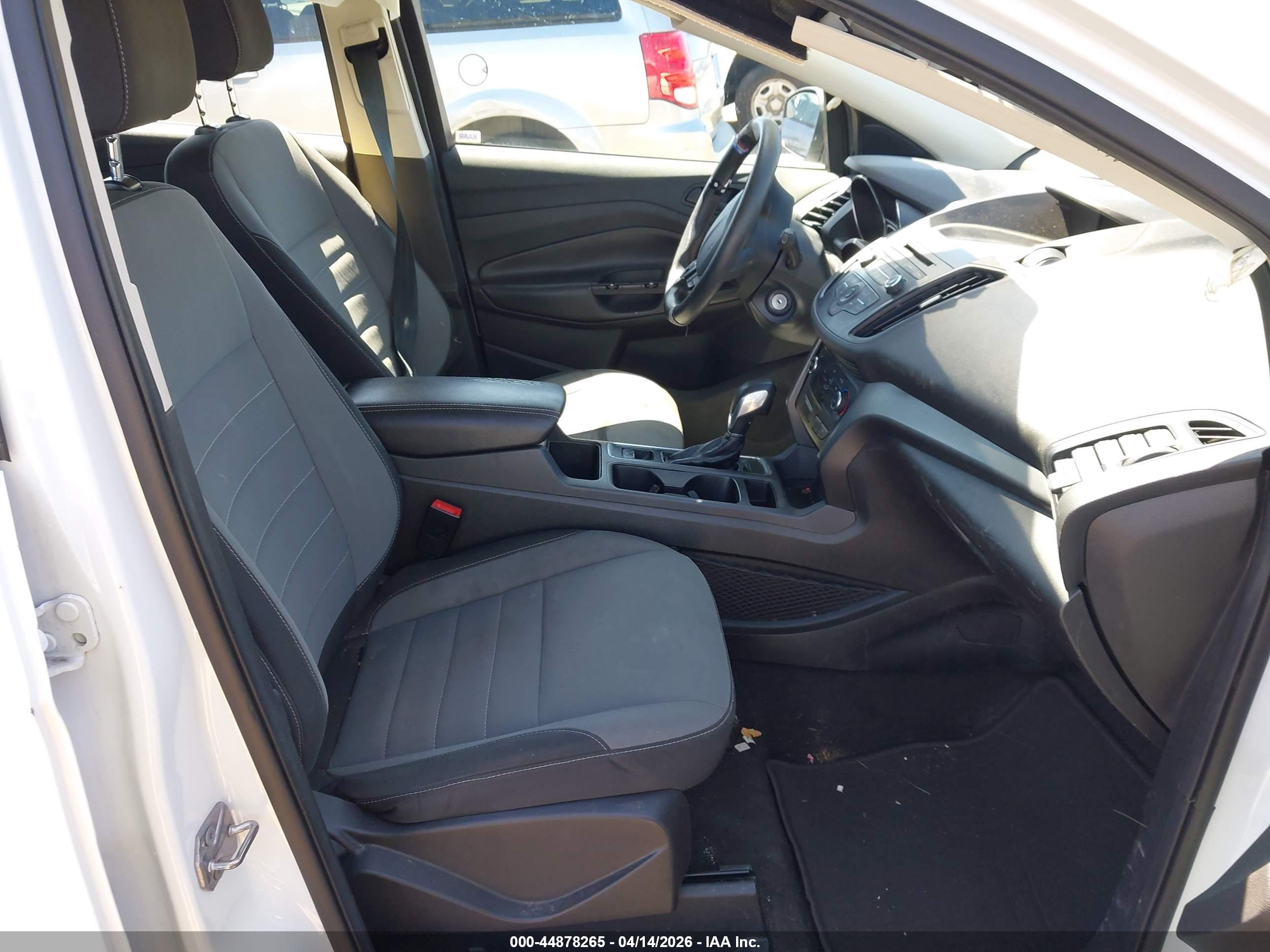 FORD ESCAPE image 5