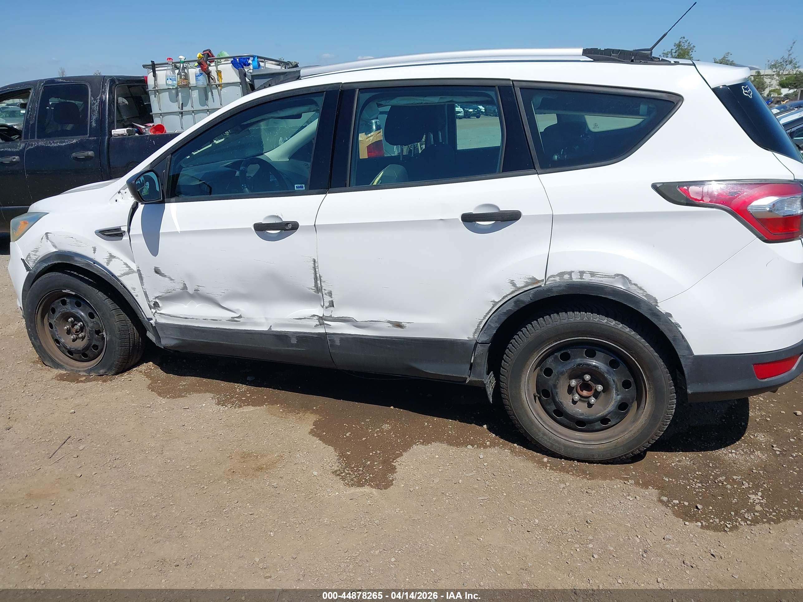 FORD ESCAPE image 6