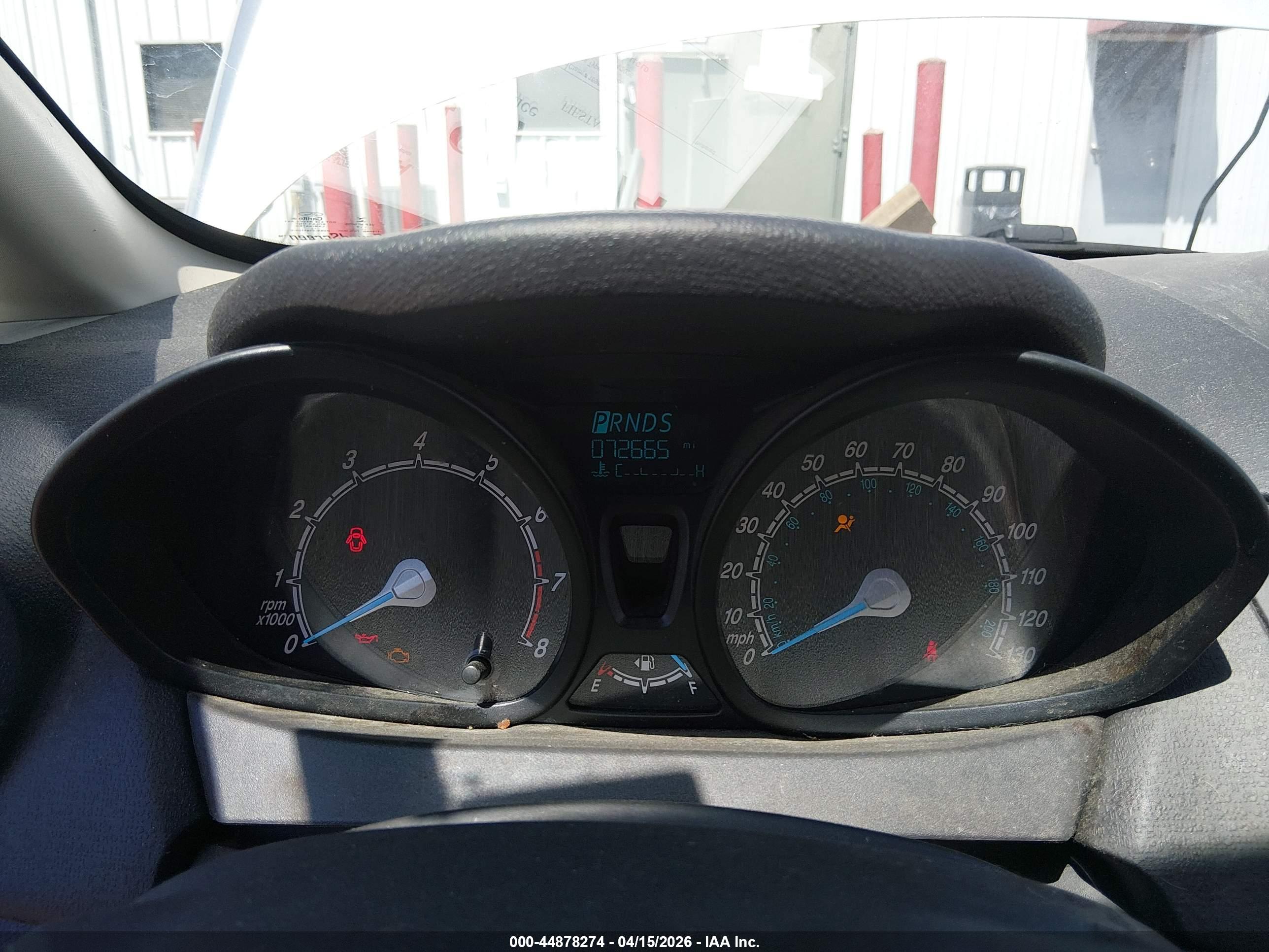 FORD FIESTA image 7