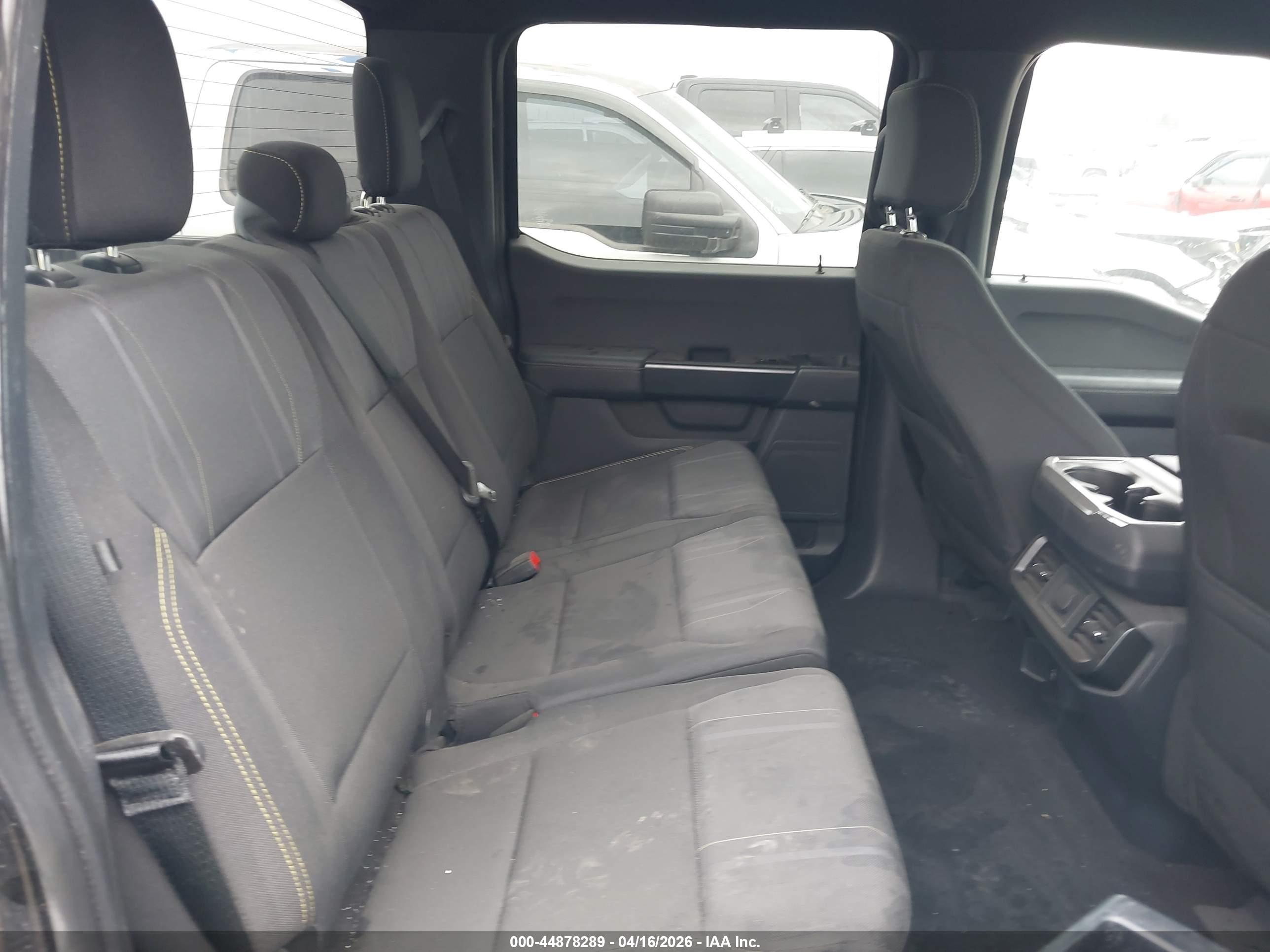 FORD F-150 image 8