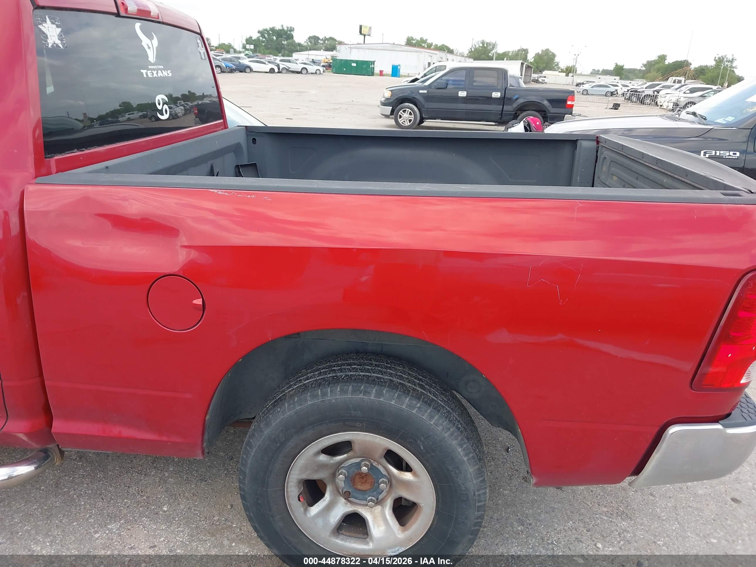 DODGE RAM image 6
