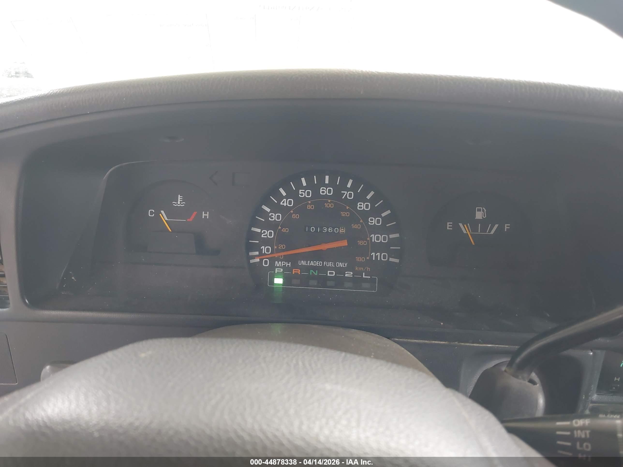 TOYOTA PICKUP image 7