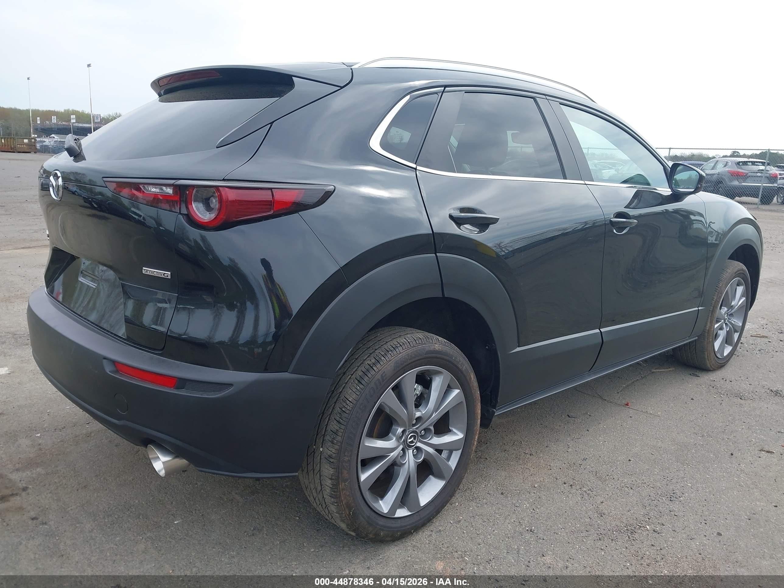 MAZDA CX-30 image 4