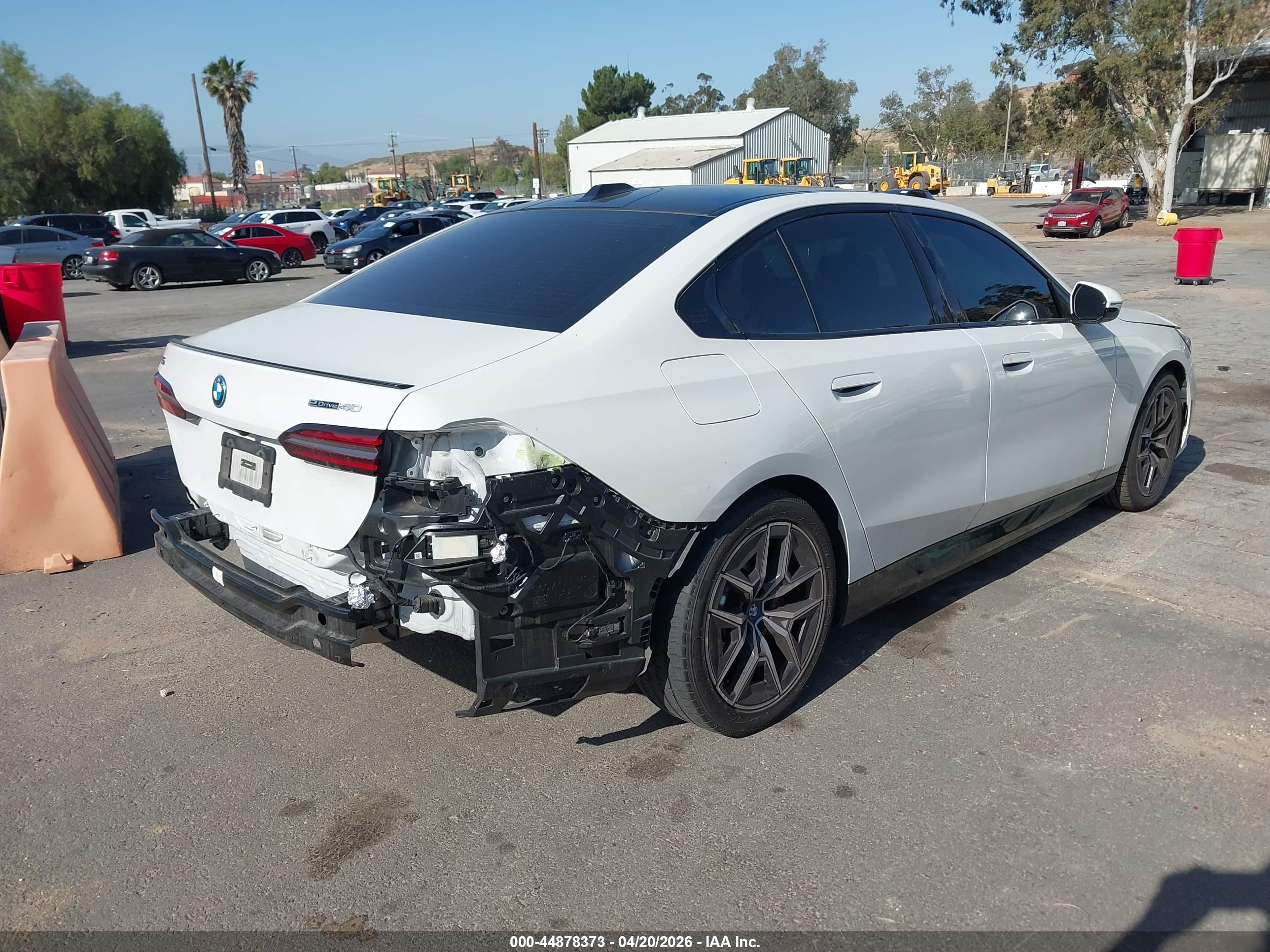 BMW I5 image 4