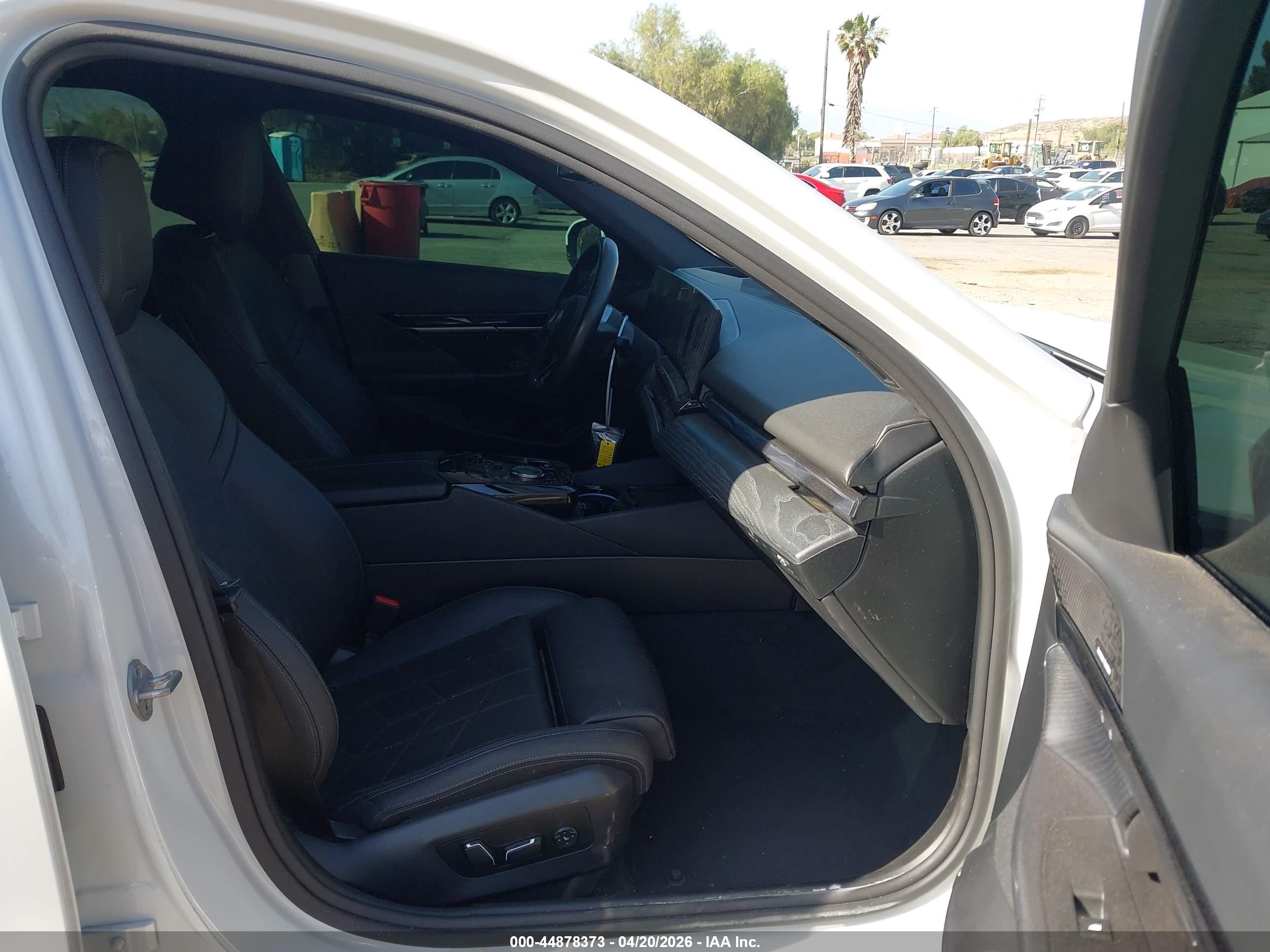 BMW I5 image 5