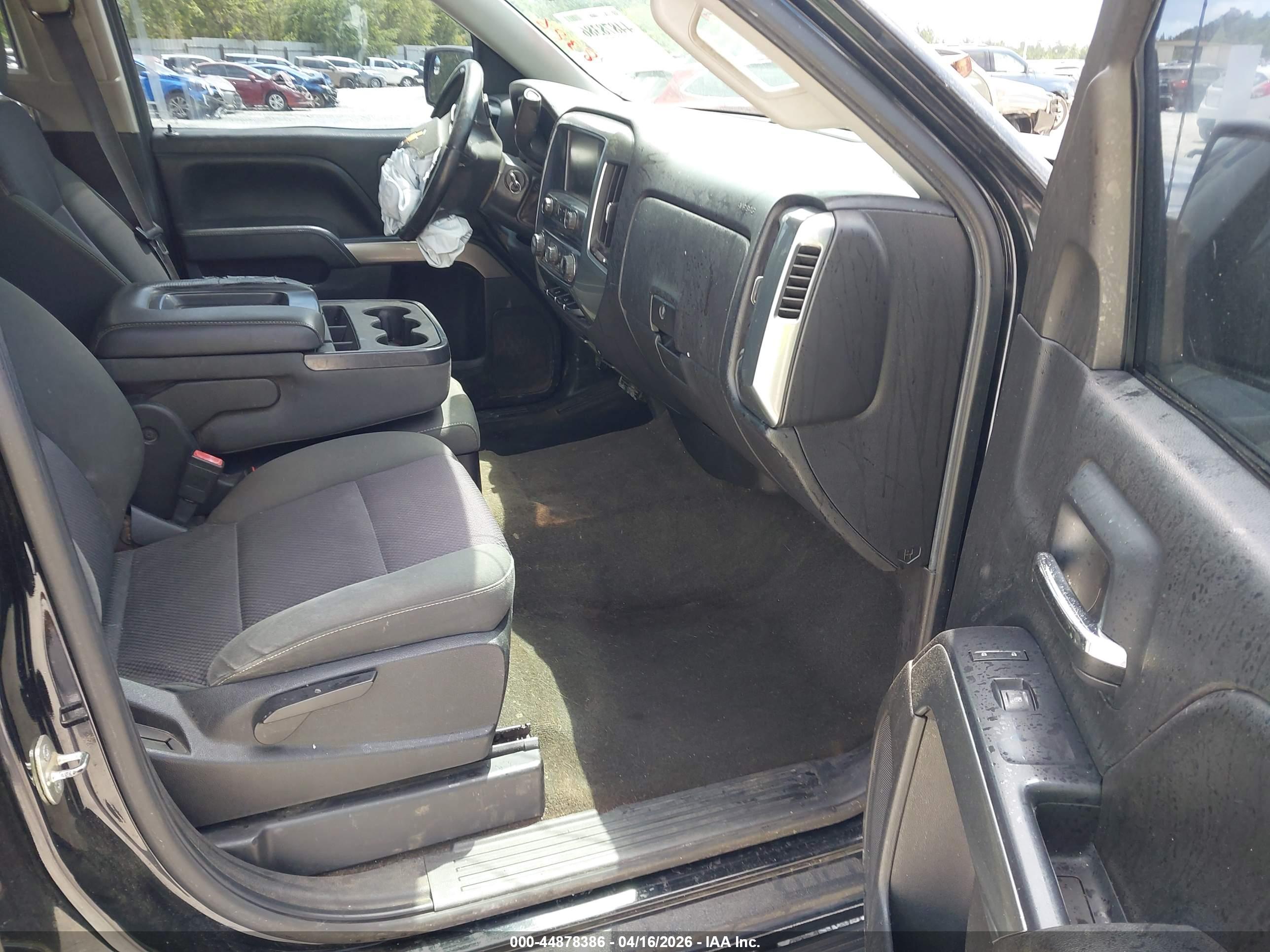 CHEVROLET SILVERADO image 5