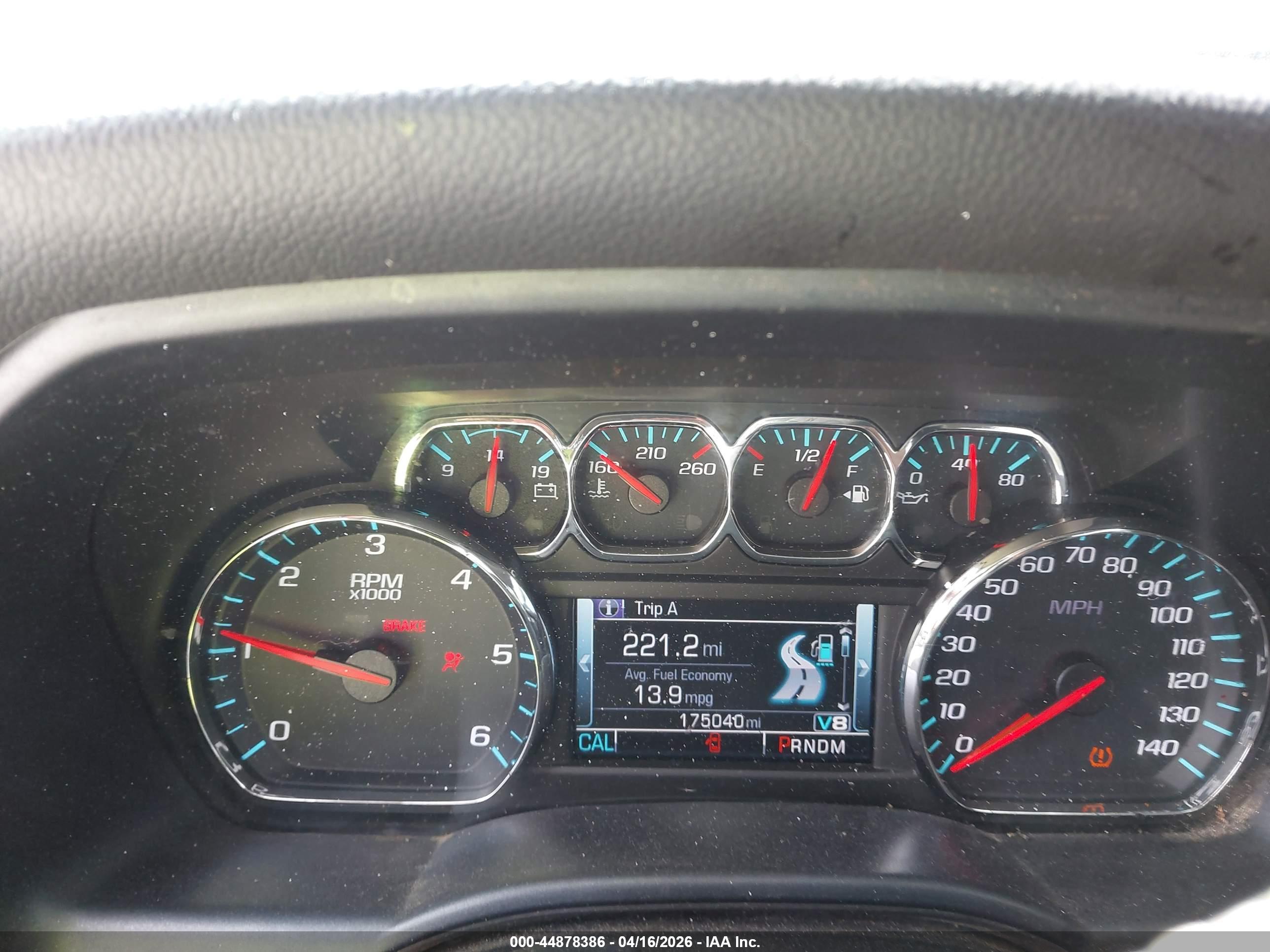 CHEVROLET SILVERADO image 7