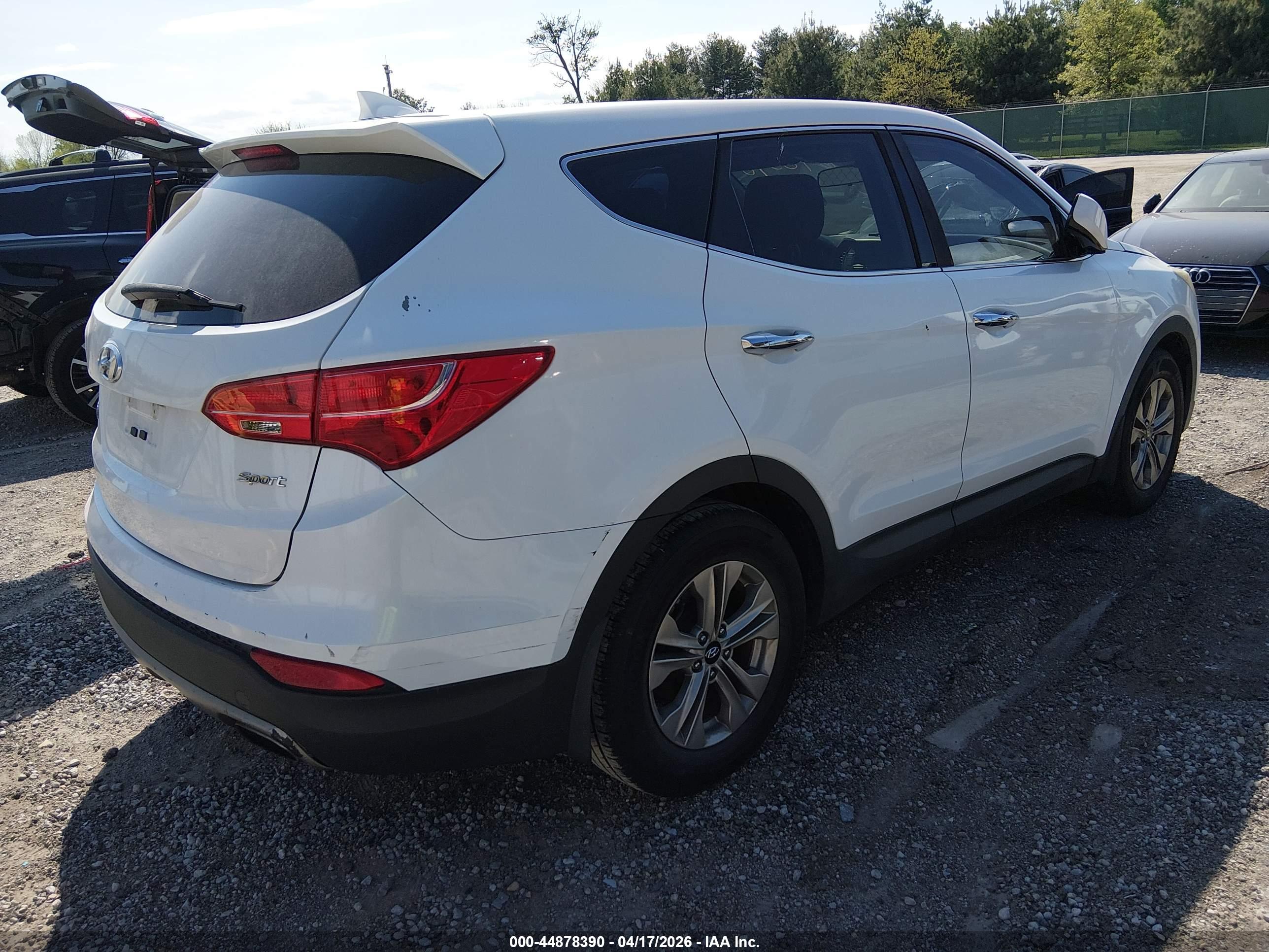 HYUNDAI SANTA image 4