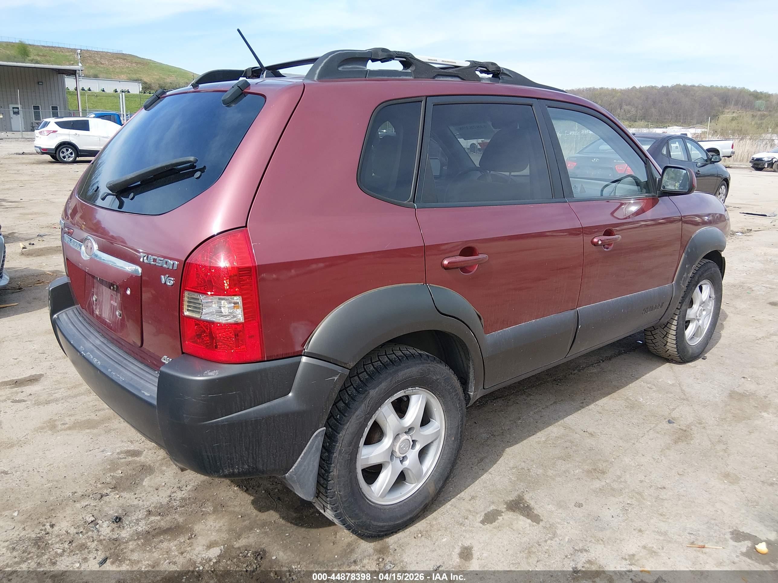 HYUNDAI TUCSON image 4