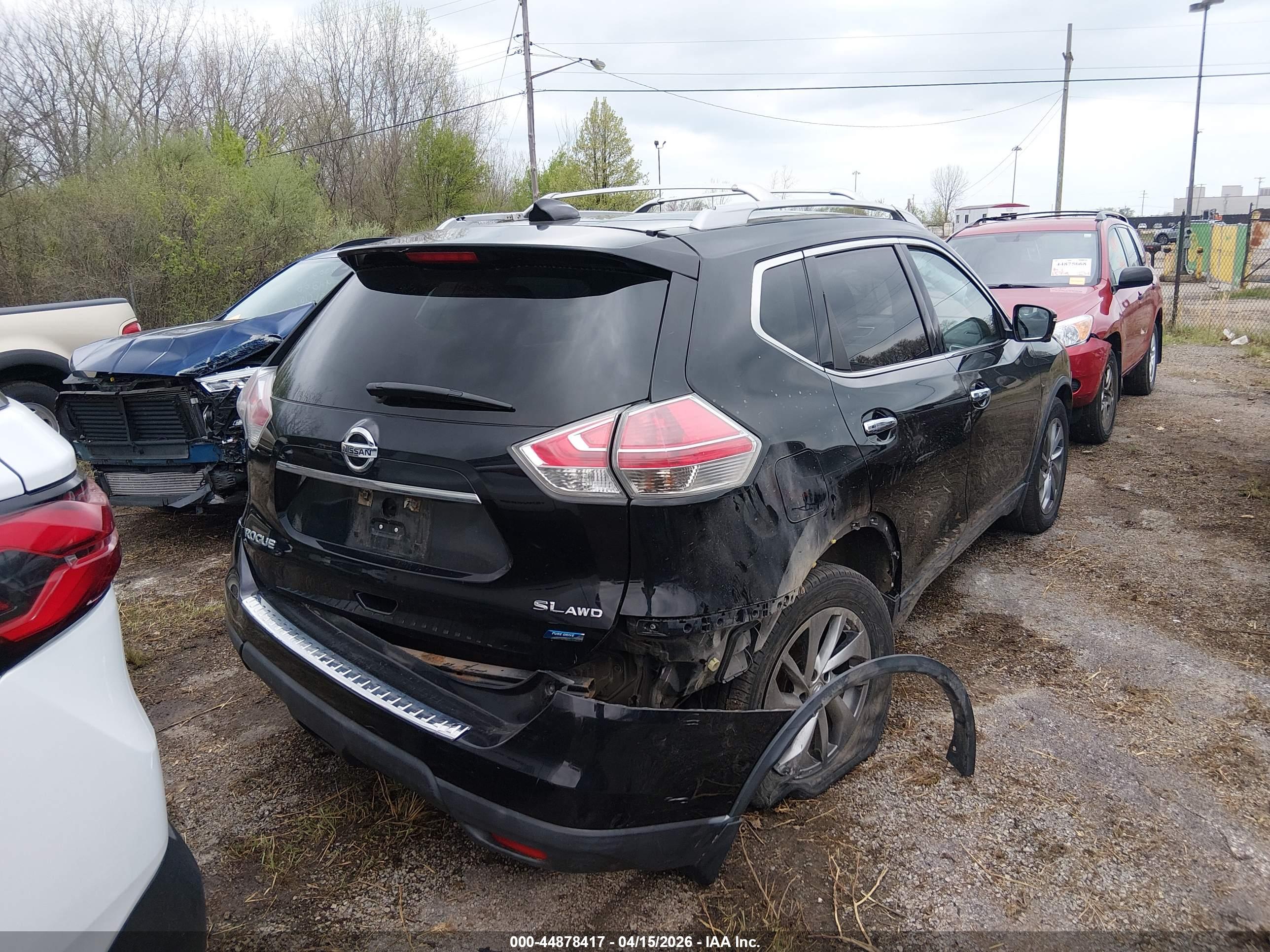 NISSAN ROGUE image 4