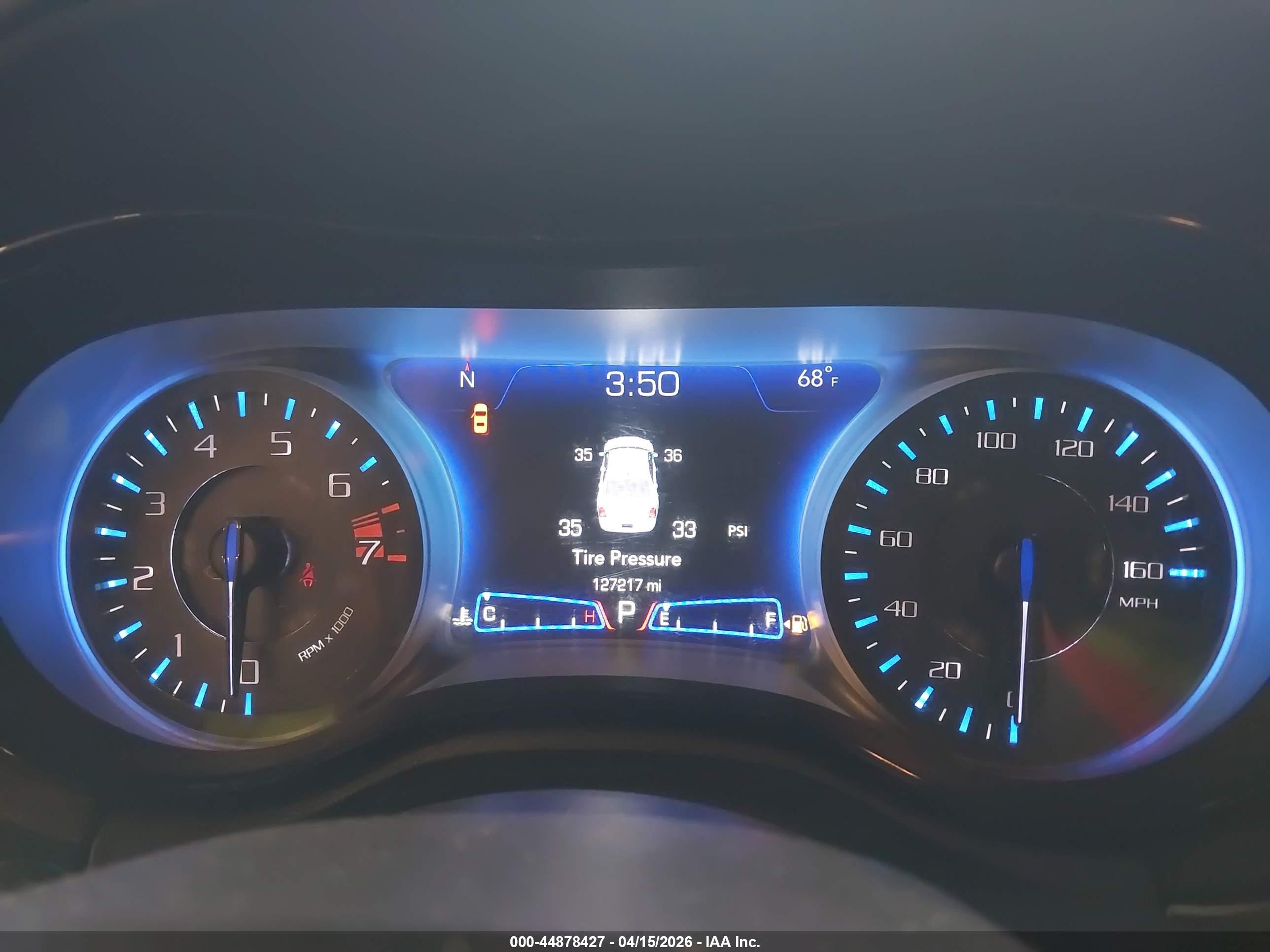 CHRYSLER 300 image 7