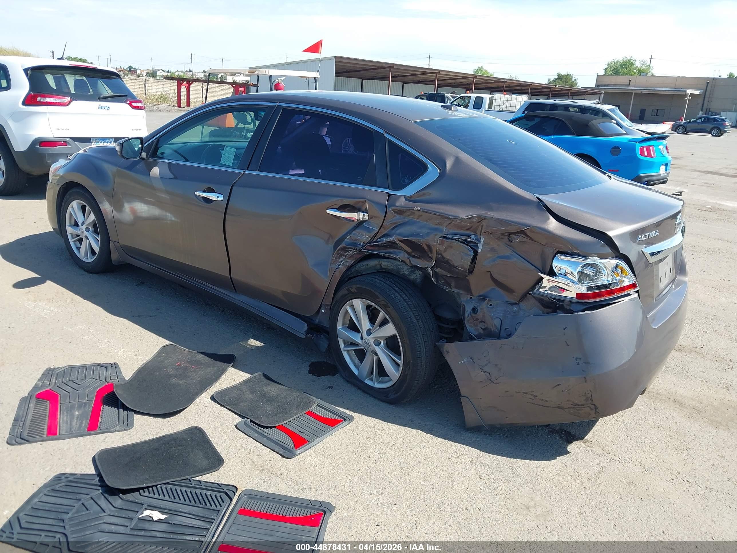 NISSAN ALTIMA image 3