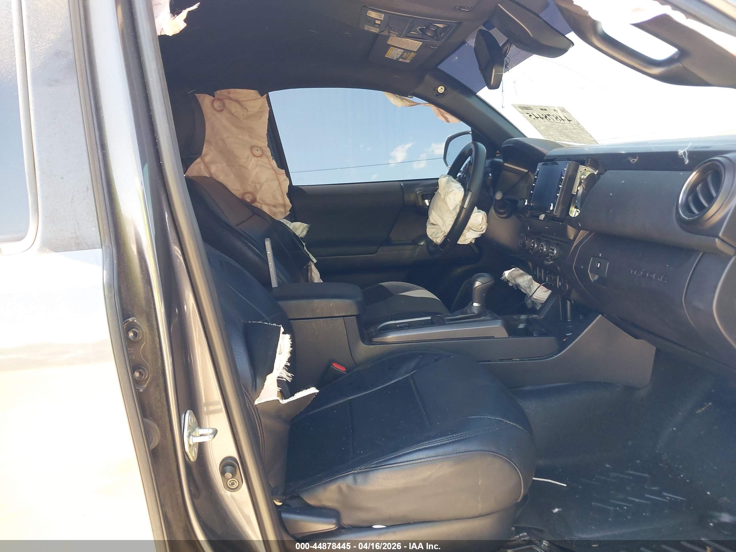 TOYOTA TACOMA image 5