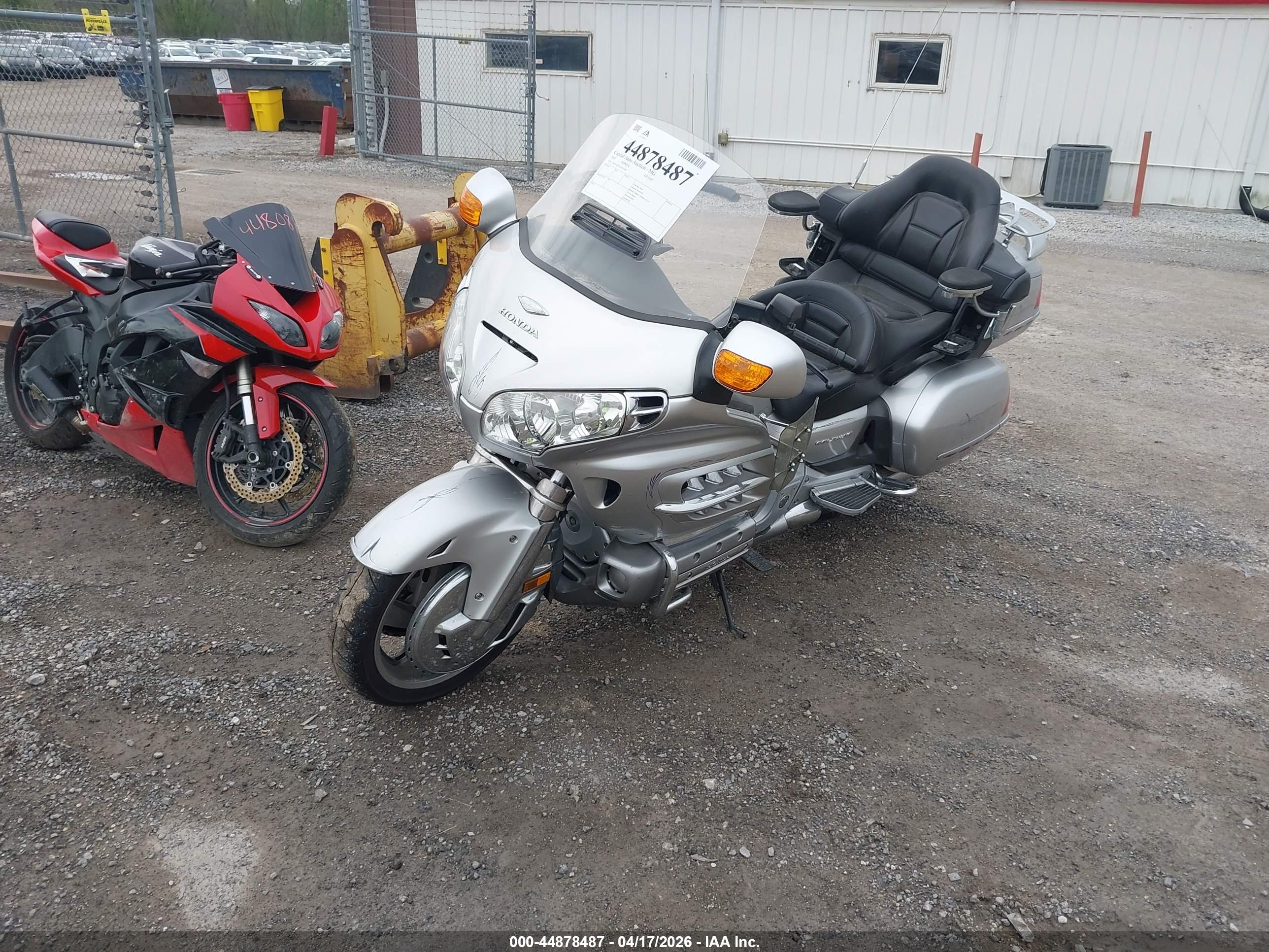 HONDA GL1800 image 2