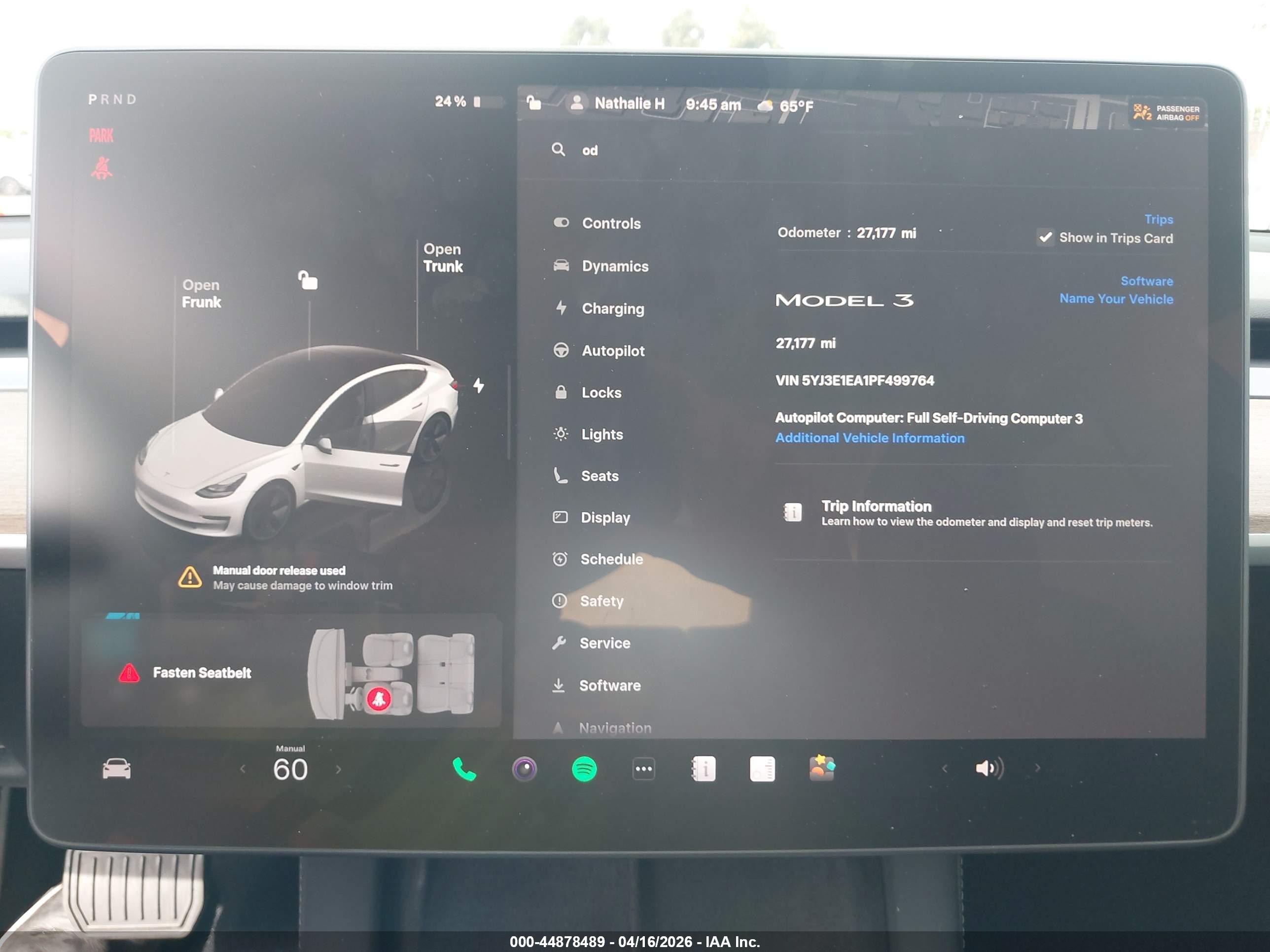 TESLA MODEL image 7