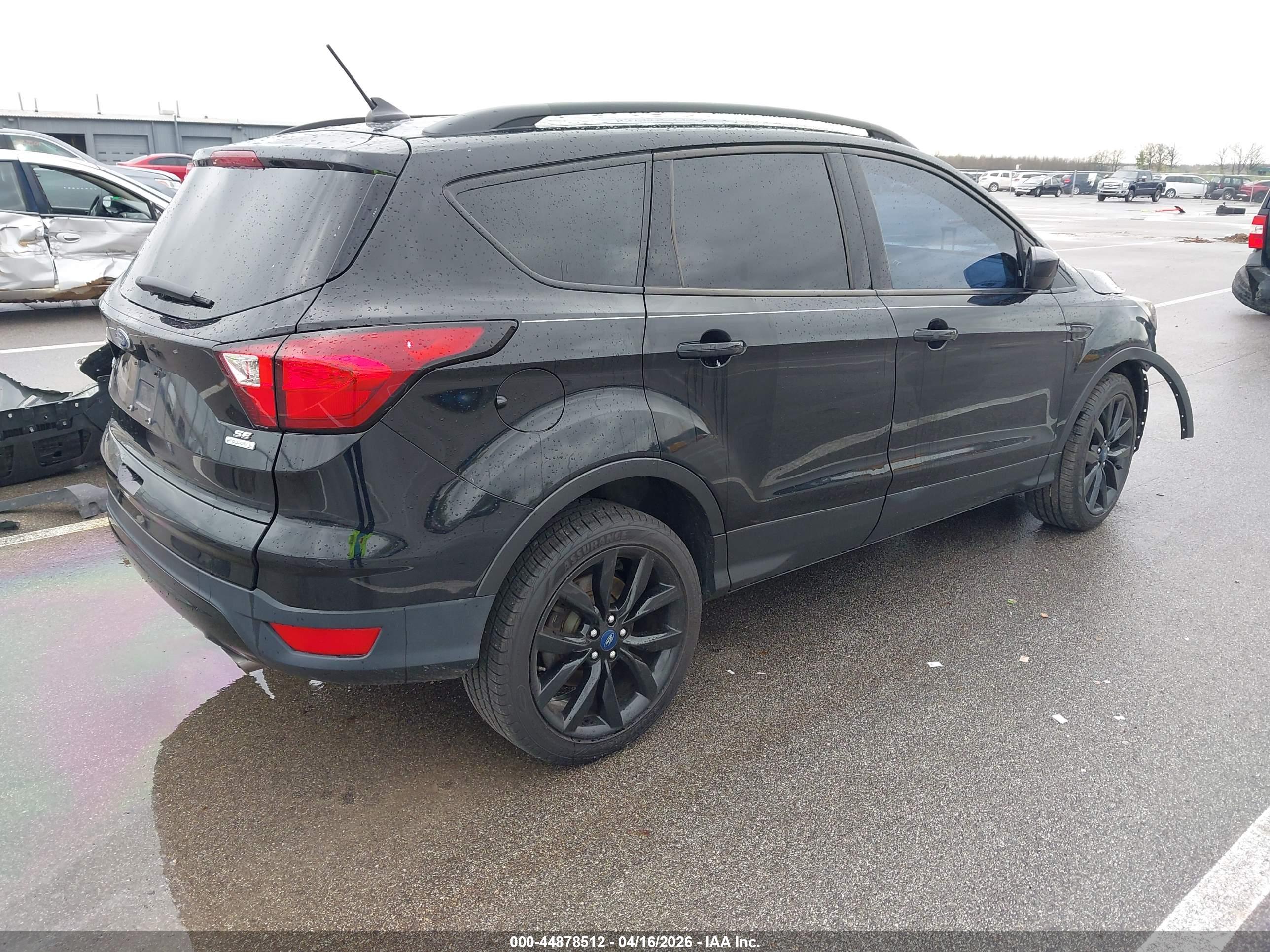 FORD ESCAPE image 4