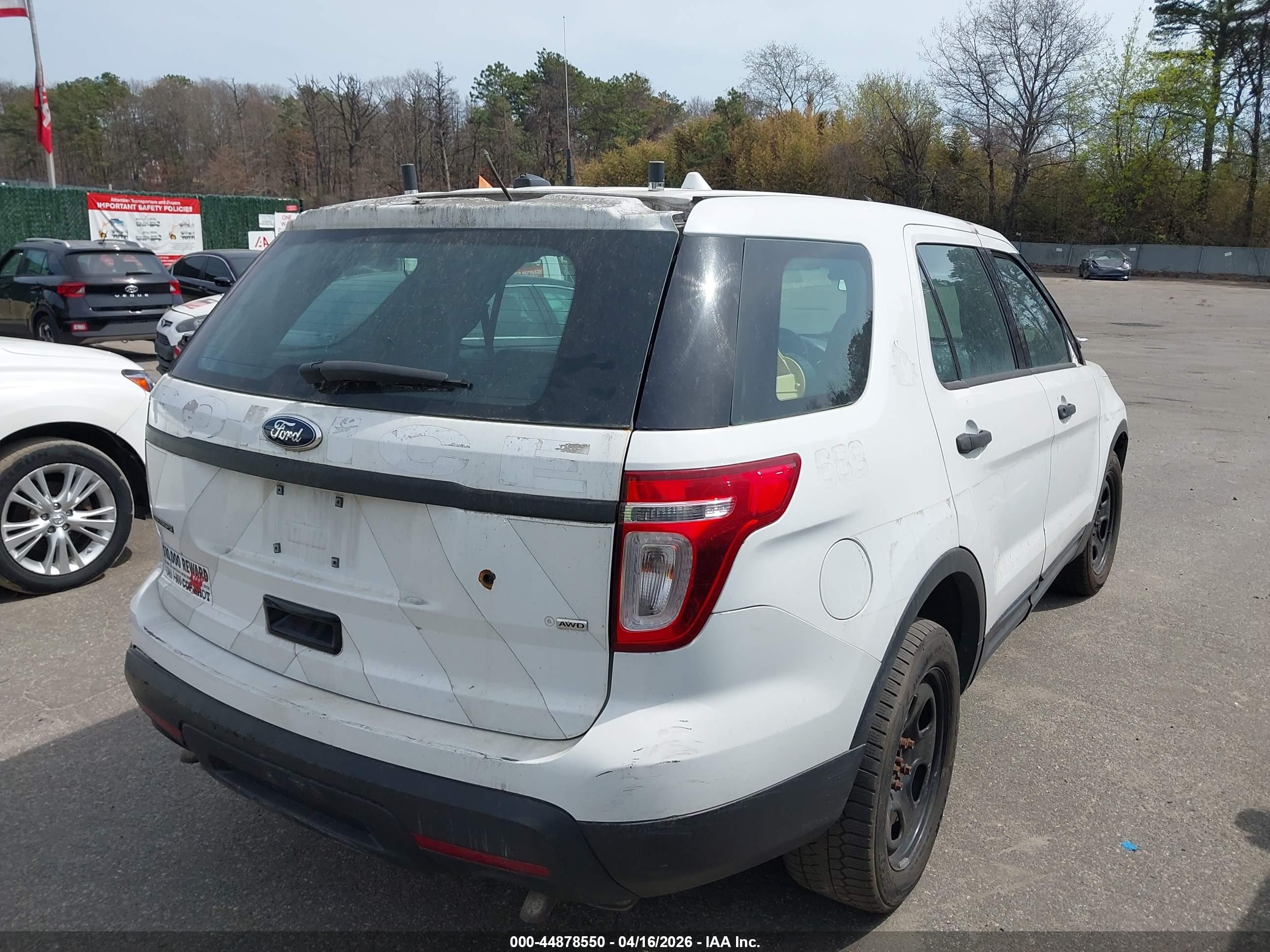 FORD UTILITY image 4
