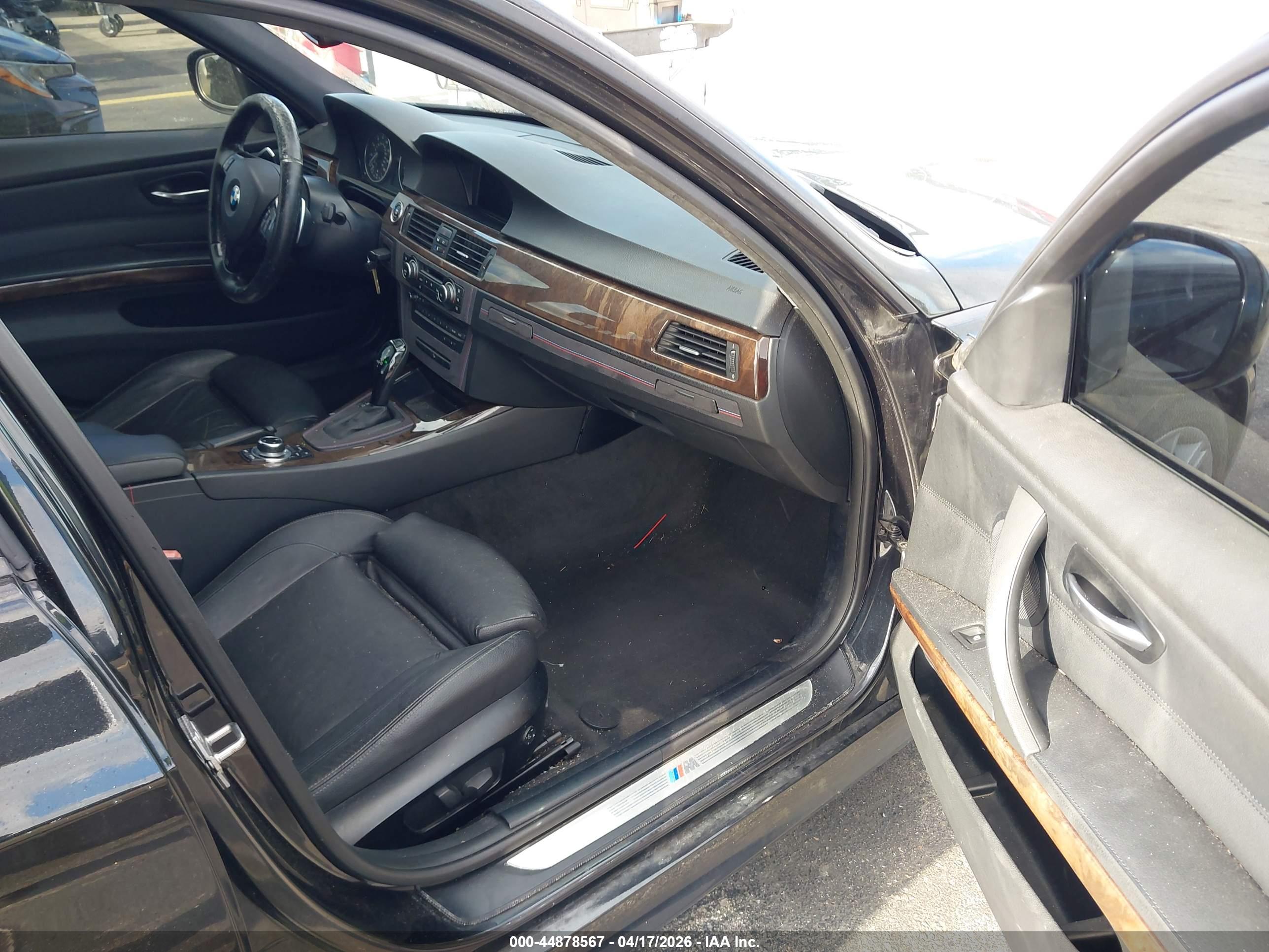 BMW 335I image 5