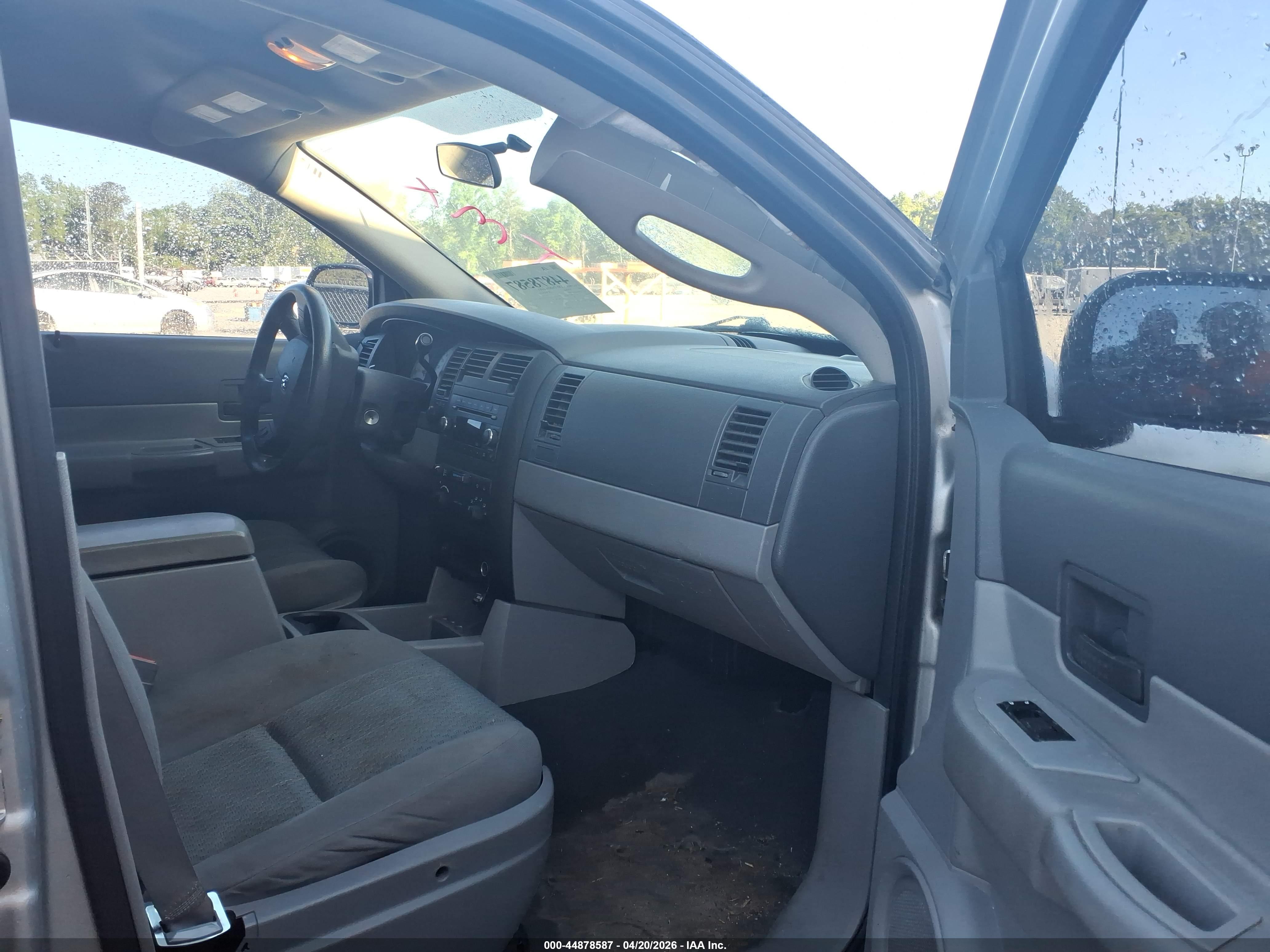 DODGE DURANGO image 5