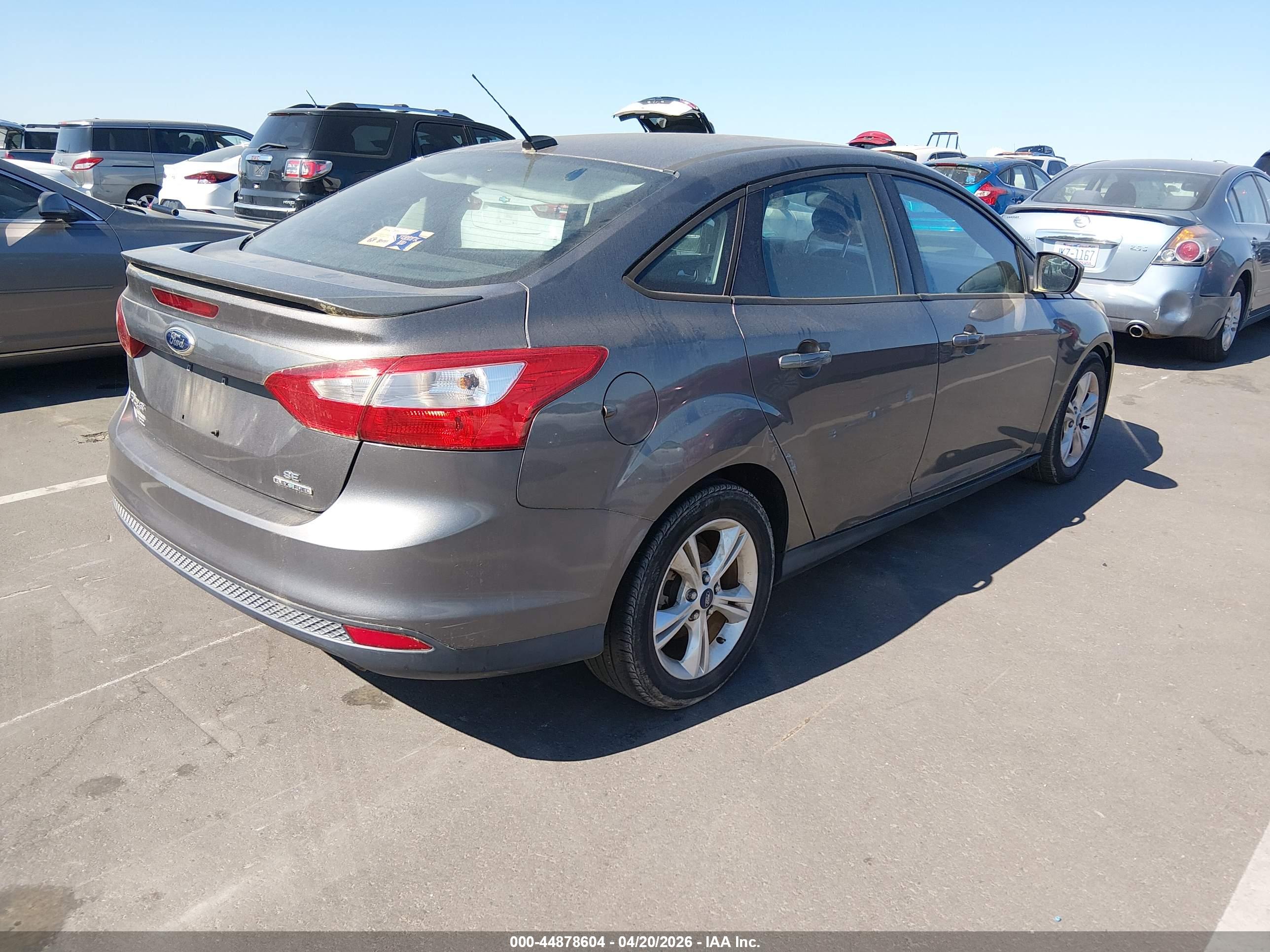 FORD FOCUS image 4