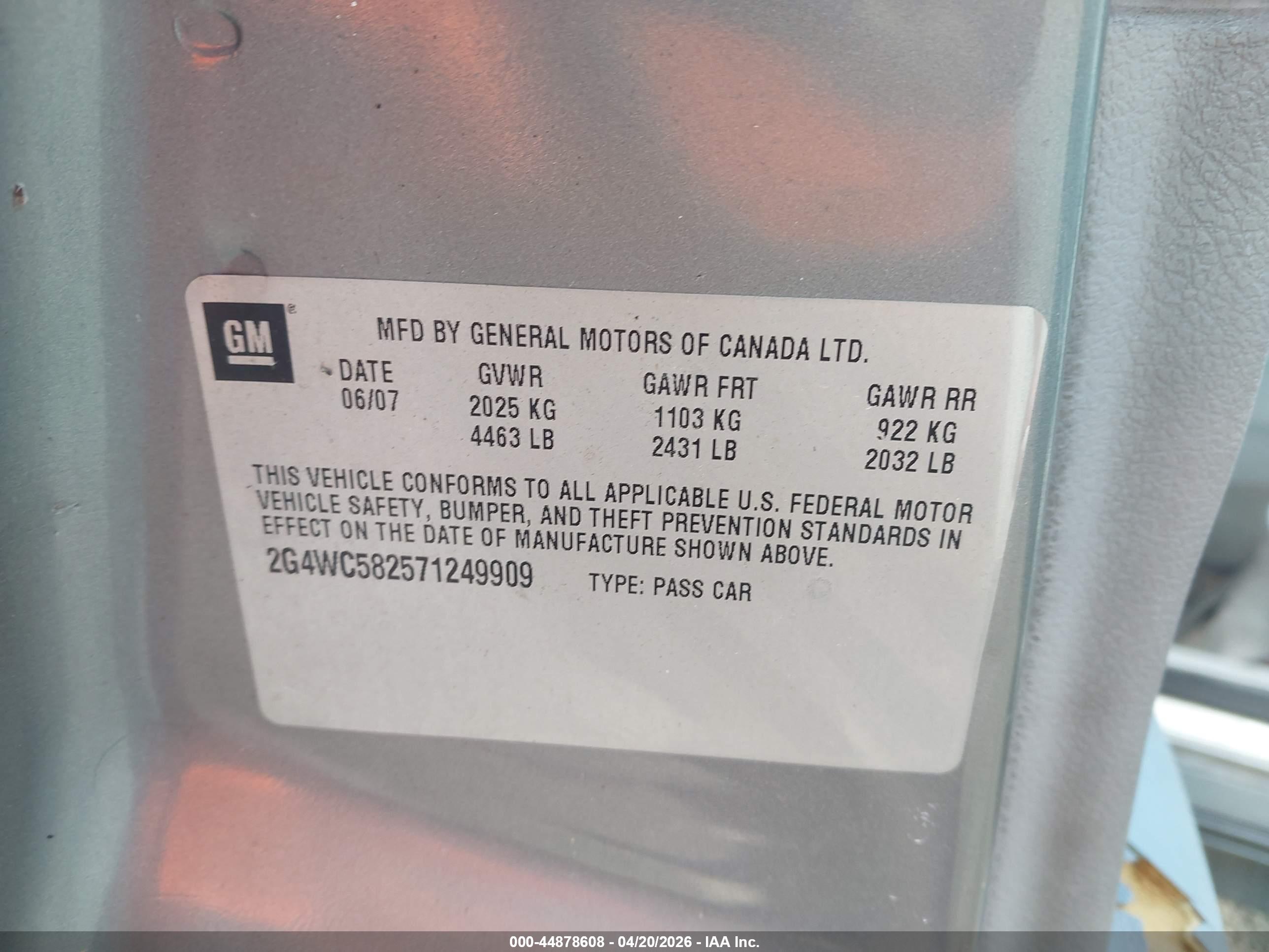 BUICK LACROSSE image 9