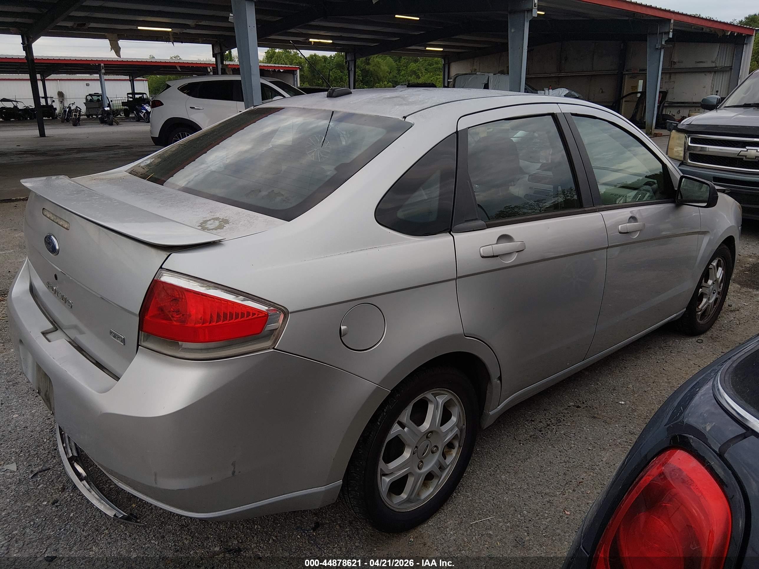 FORD FOCUS image 4