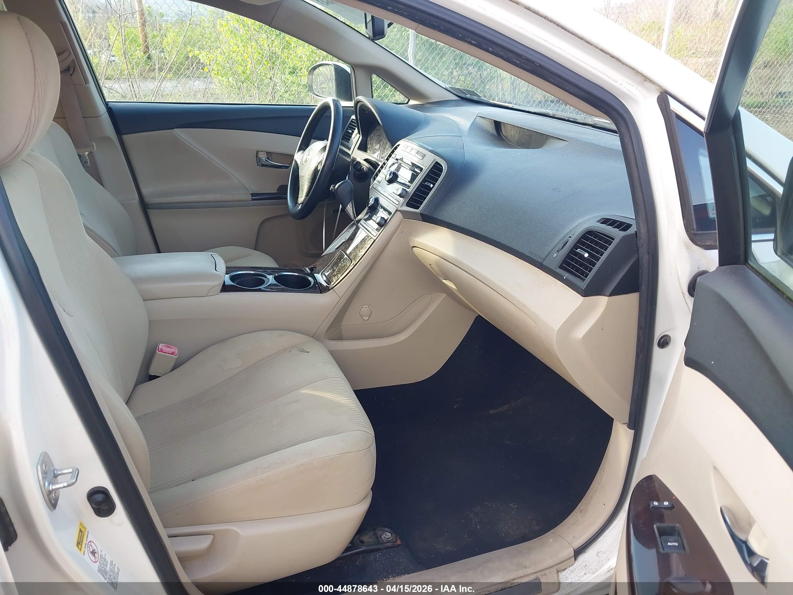 TOYOTA VENZA image 5