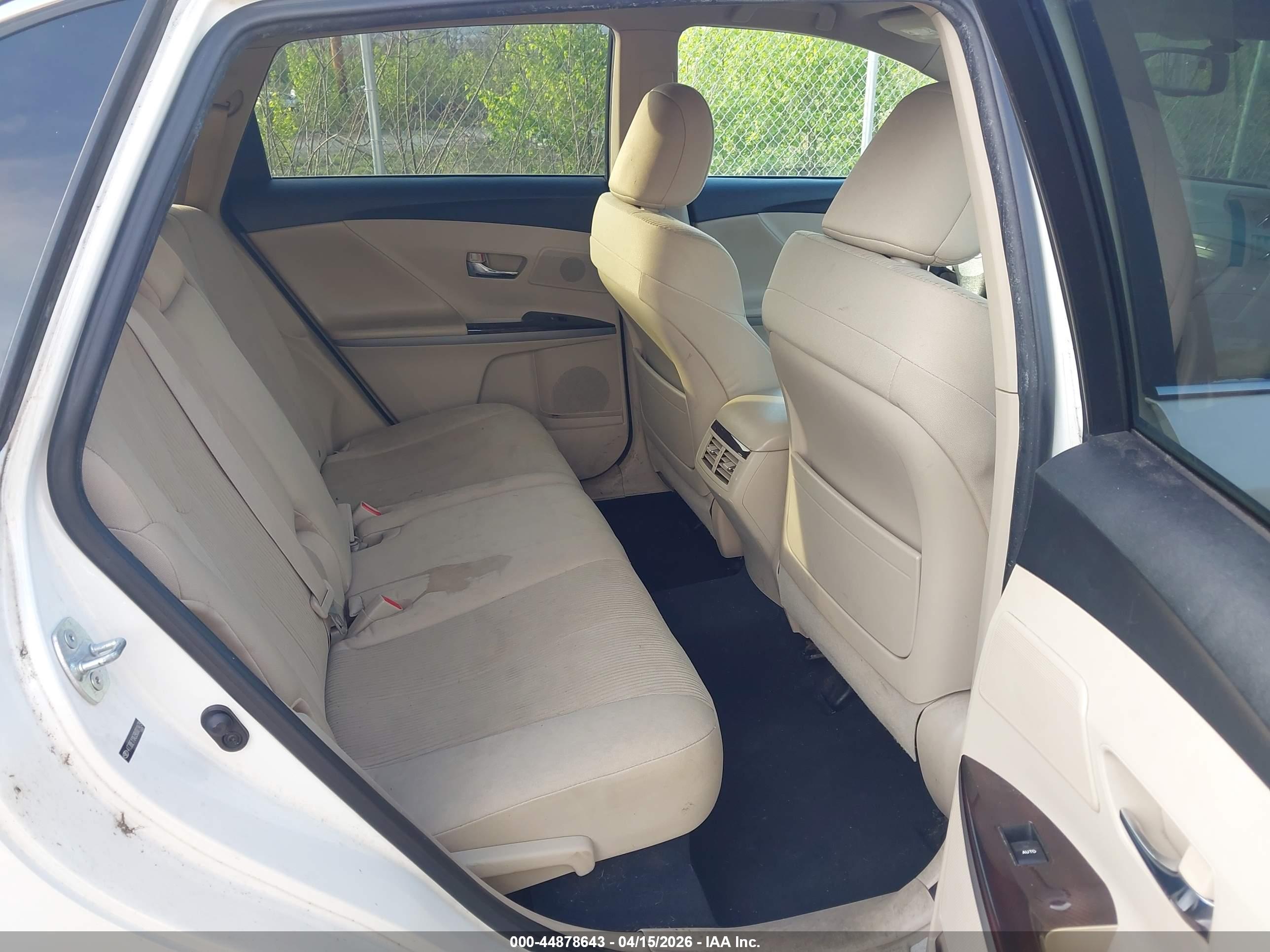 TOYOTA VENZA image 8