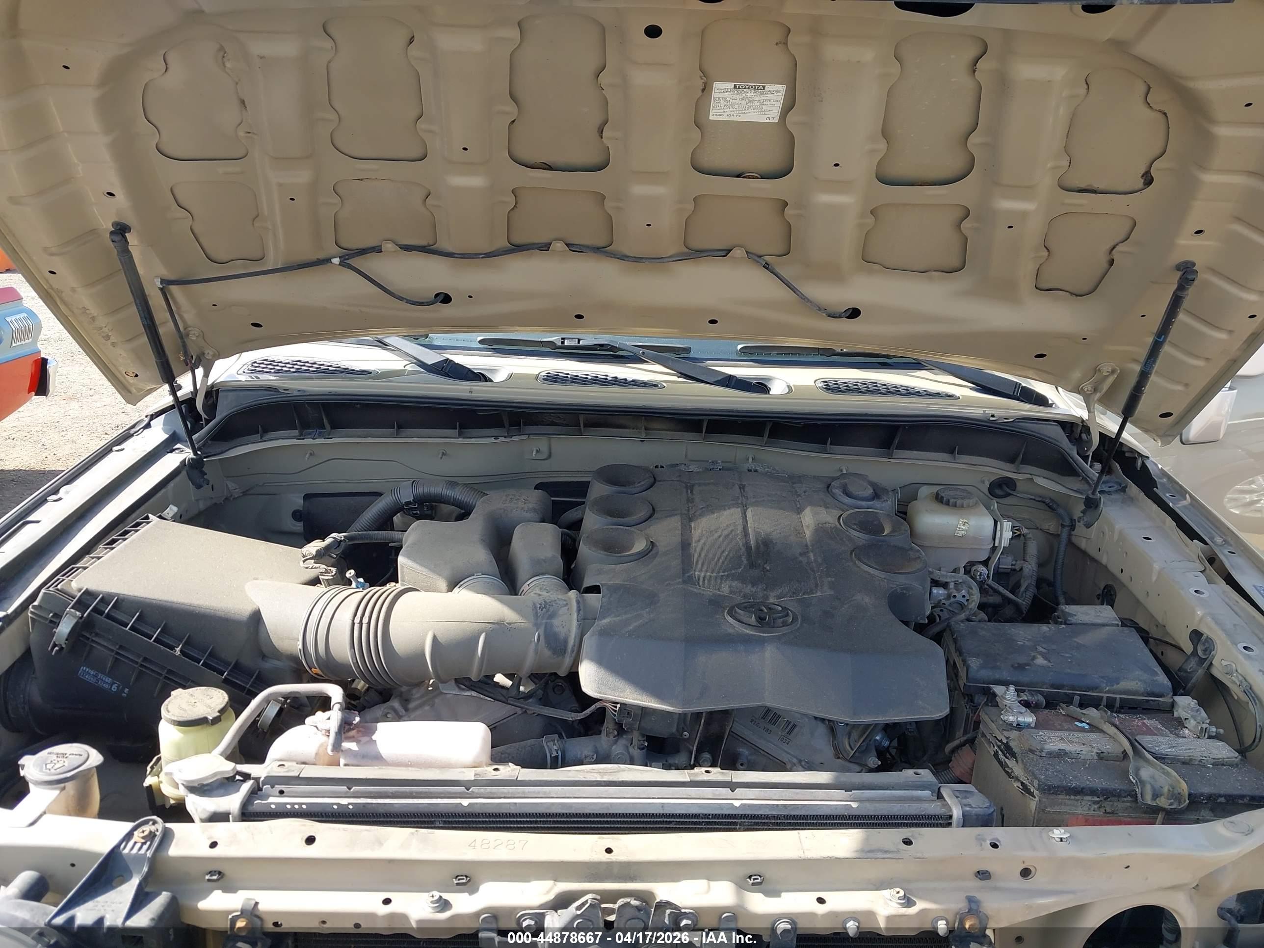 TOYOTA FJ image 10