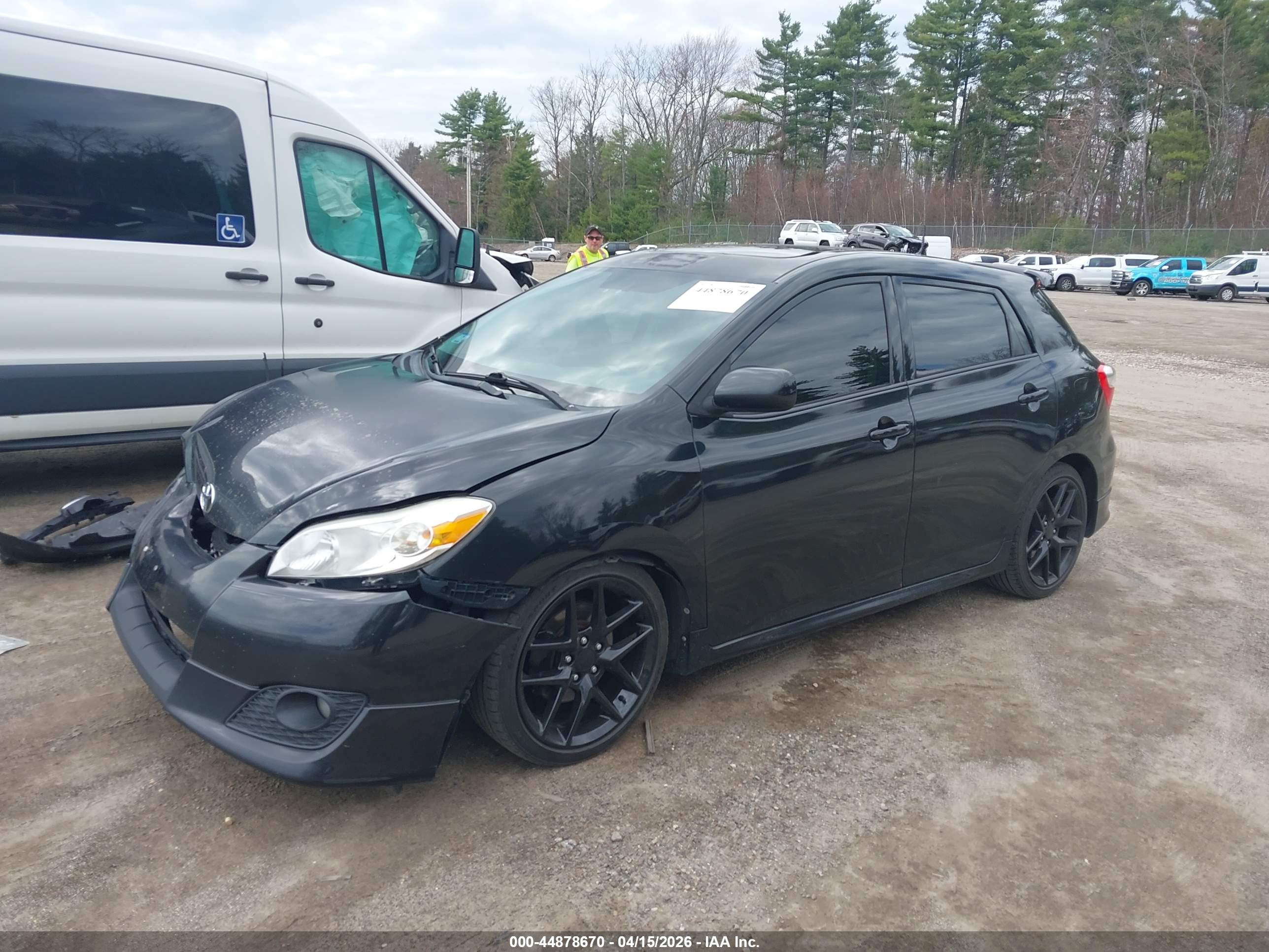 TOYOTA MATRIX image 2