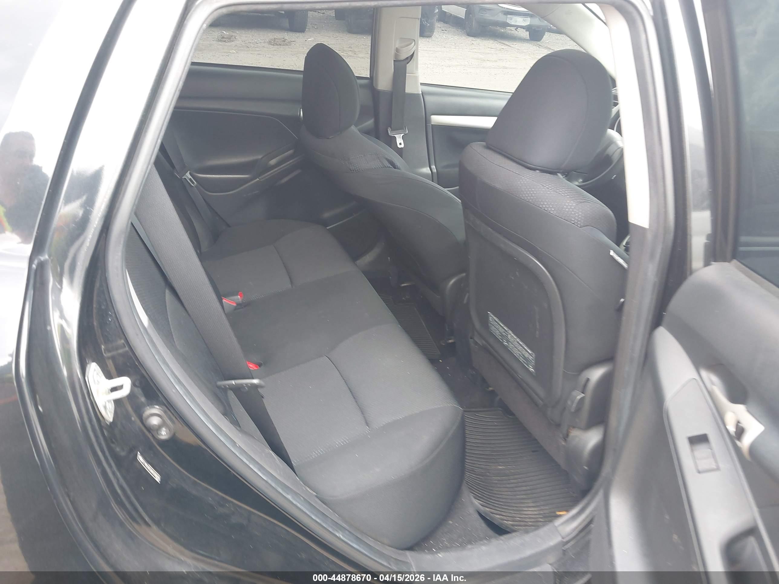 TOYOTA MATRIX image 8