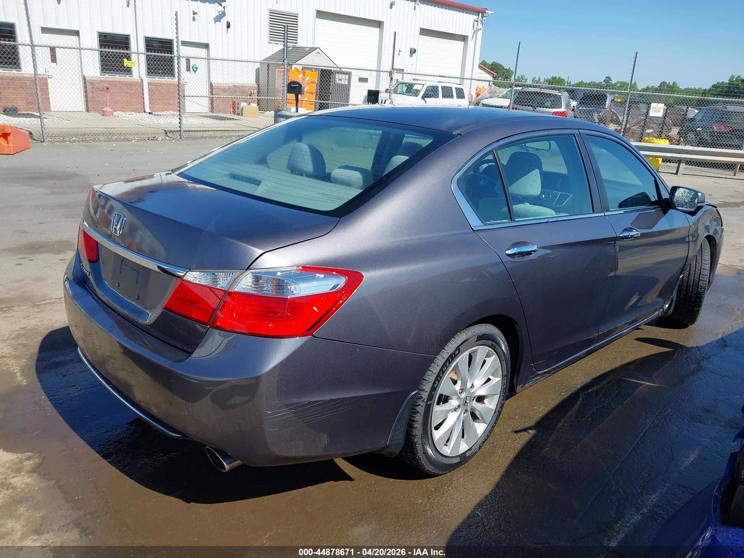 HONDA ACCORD image 4