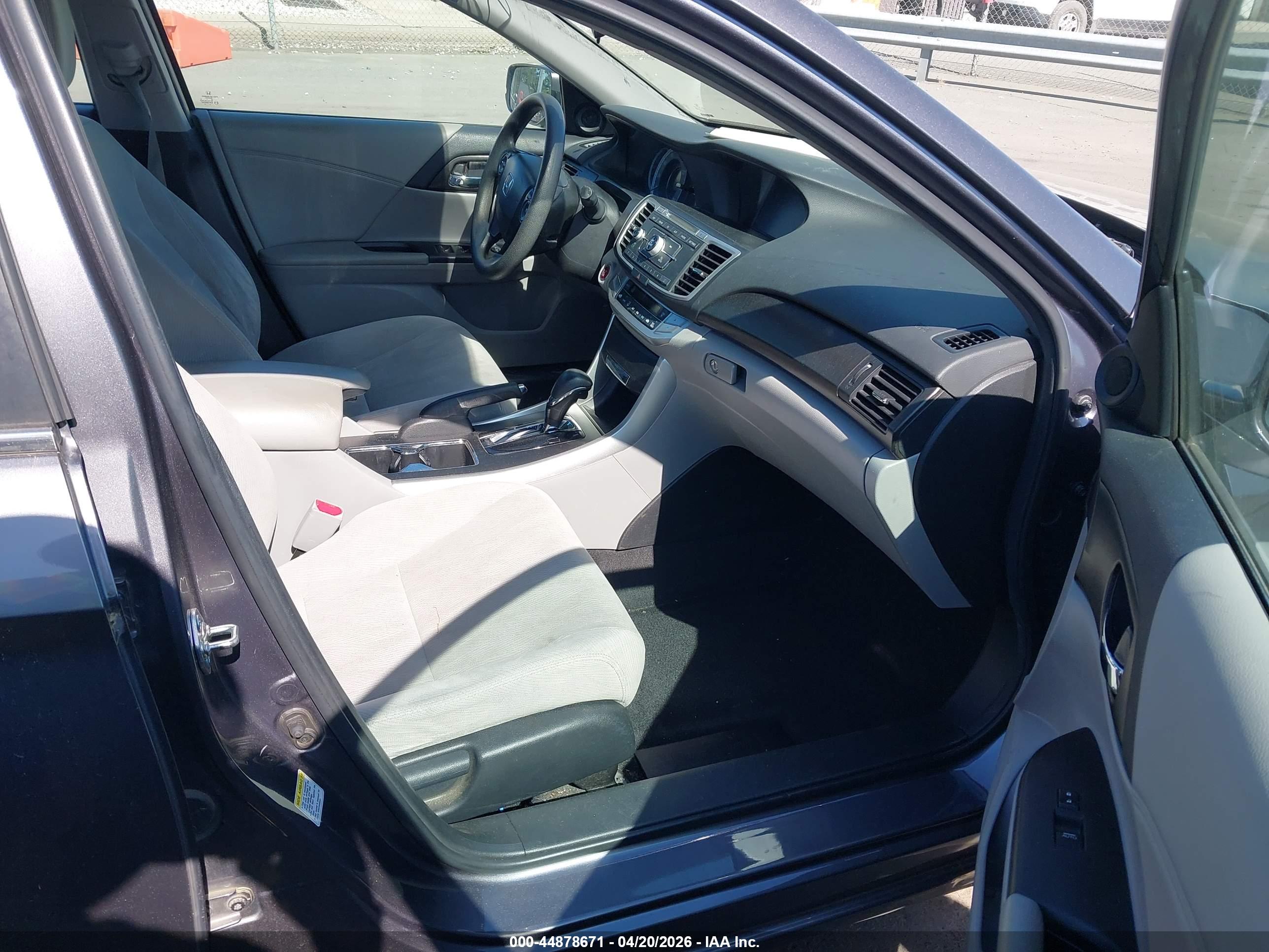 HONDA ACCORD image 5
