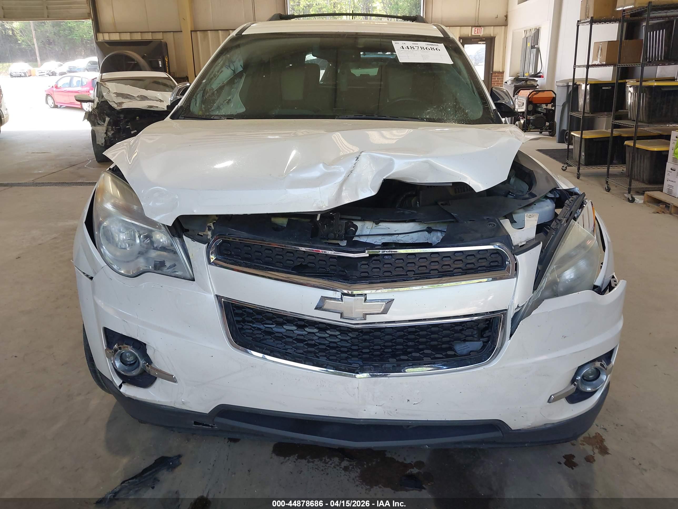 CHEVROLET EQUINOX image 6