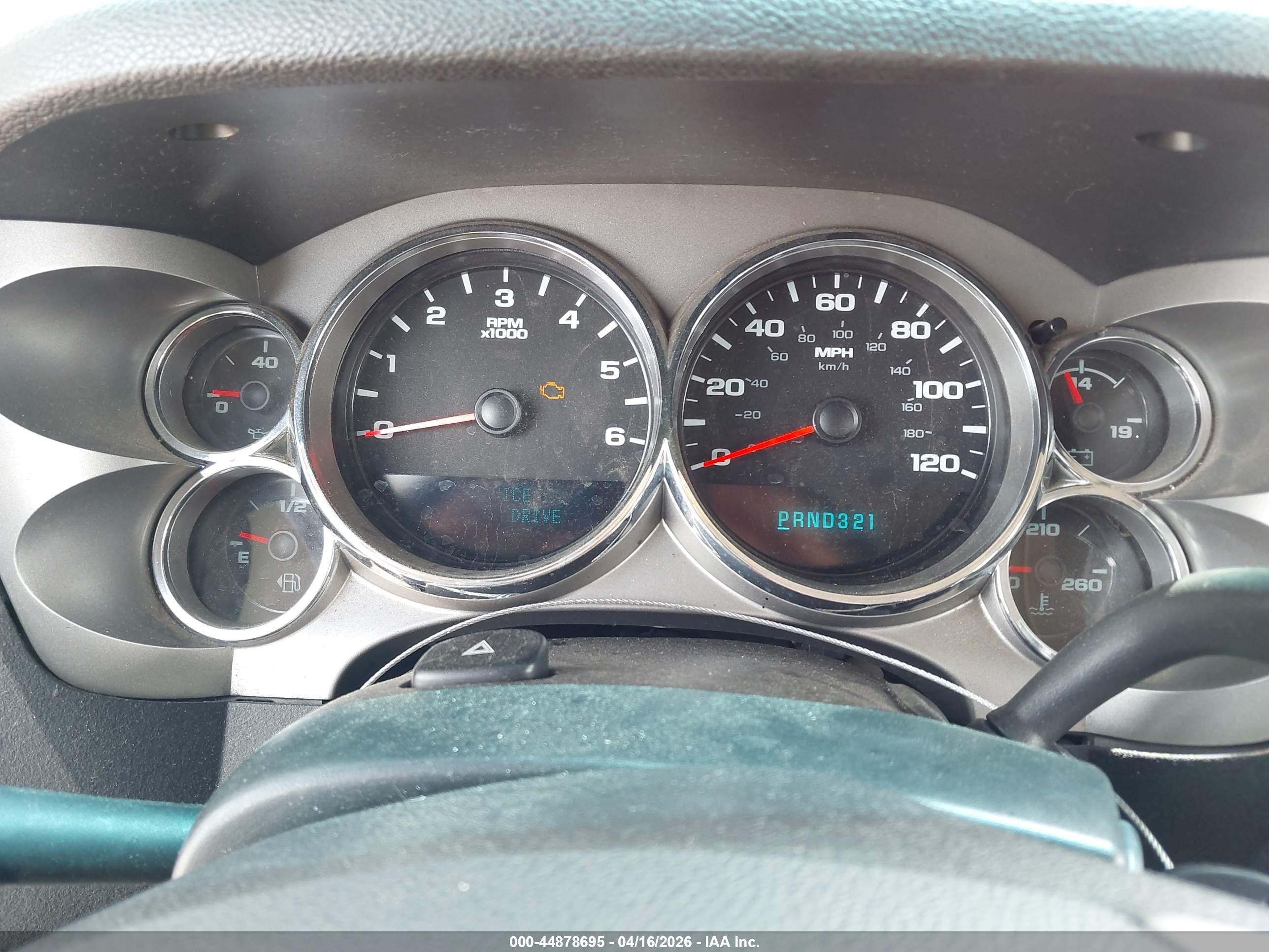 CHEVROLET SILVERADO image 7