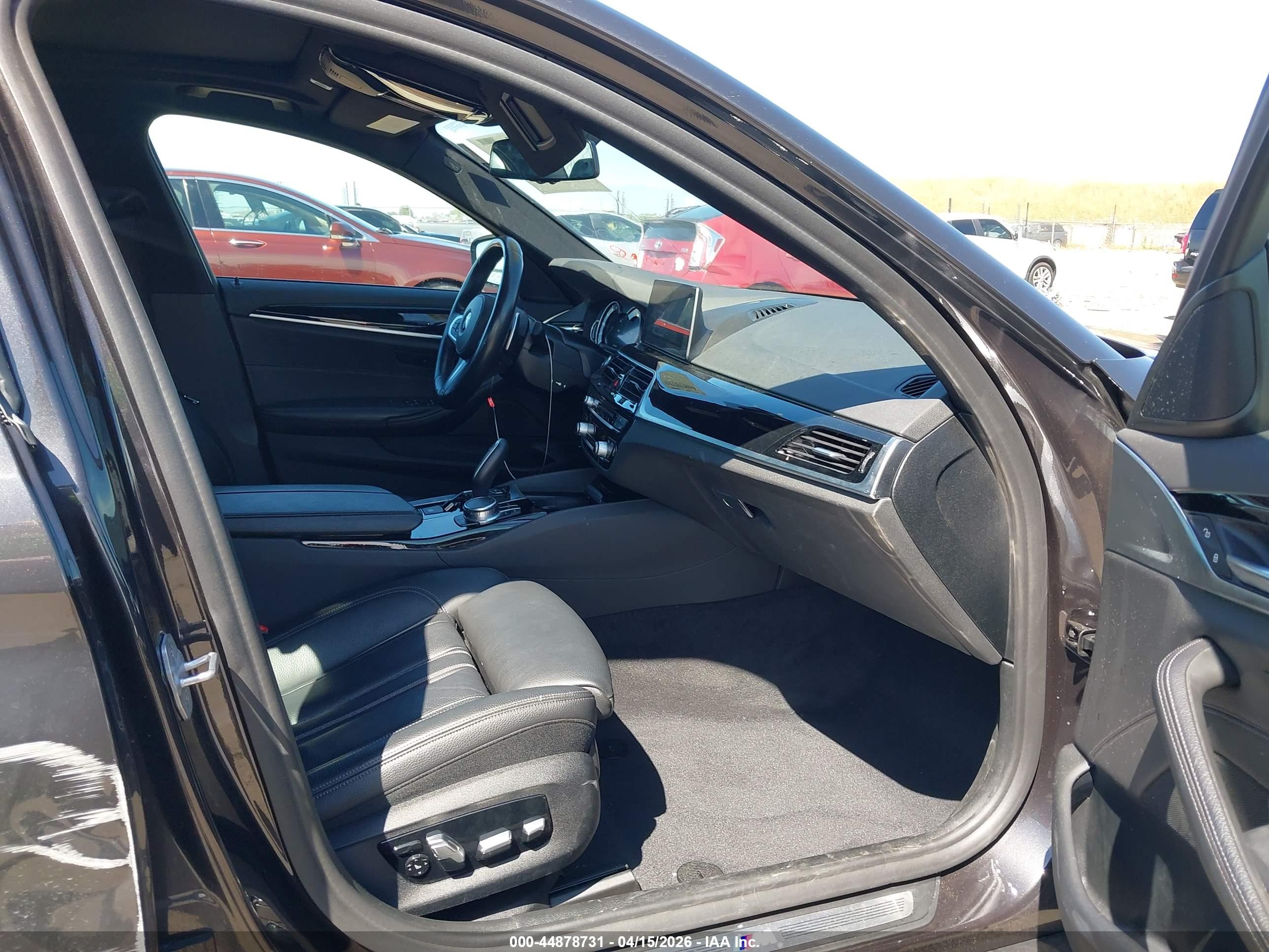 BMW 530E image 5