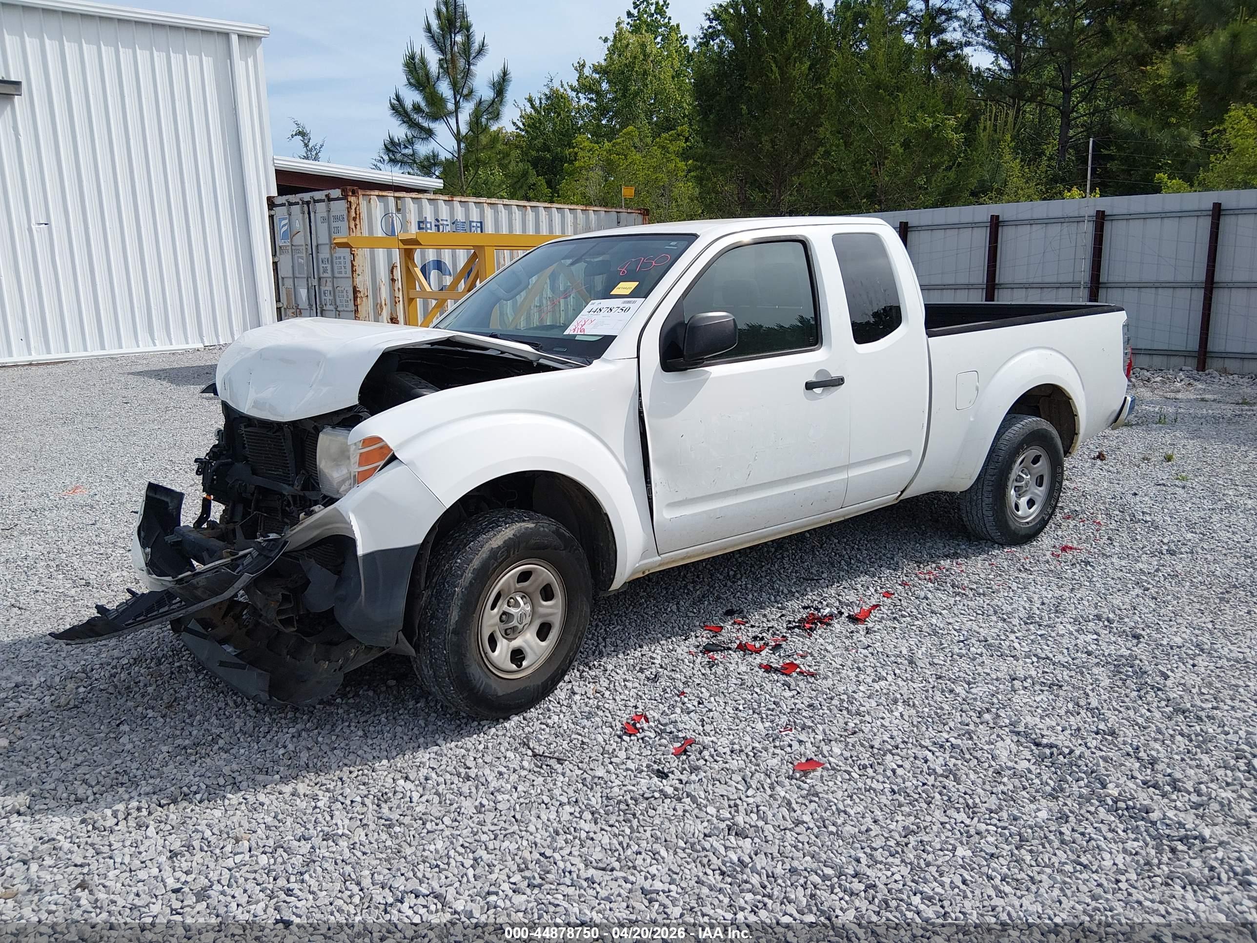NISSAN FRONTIER image 2