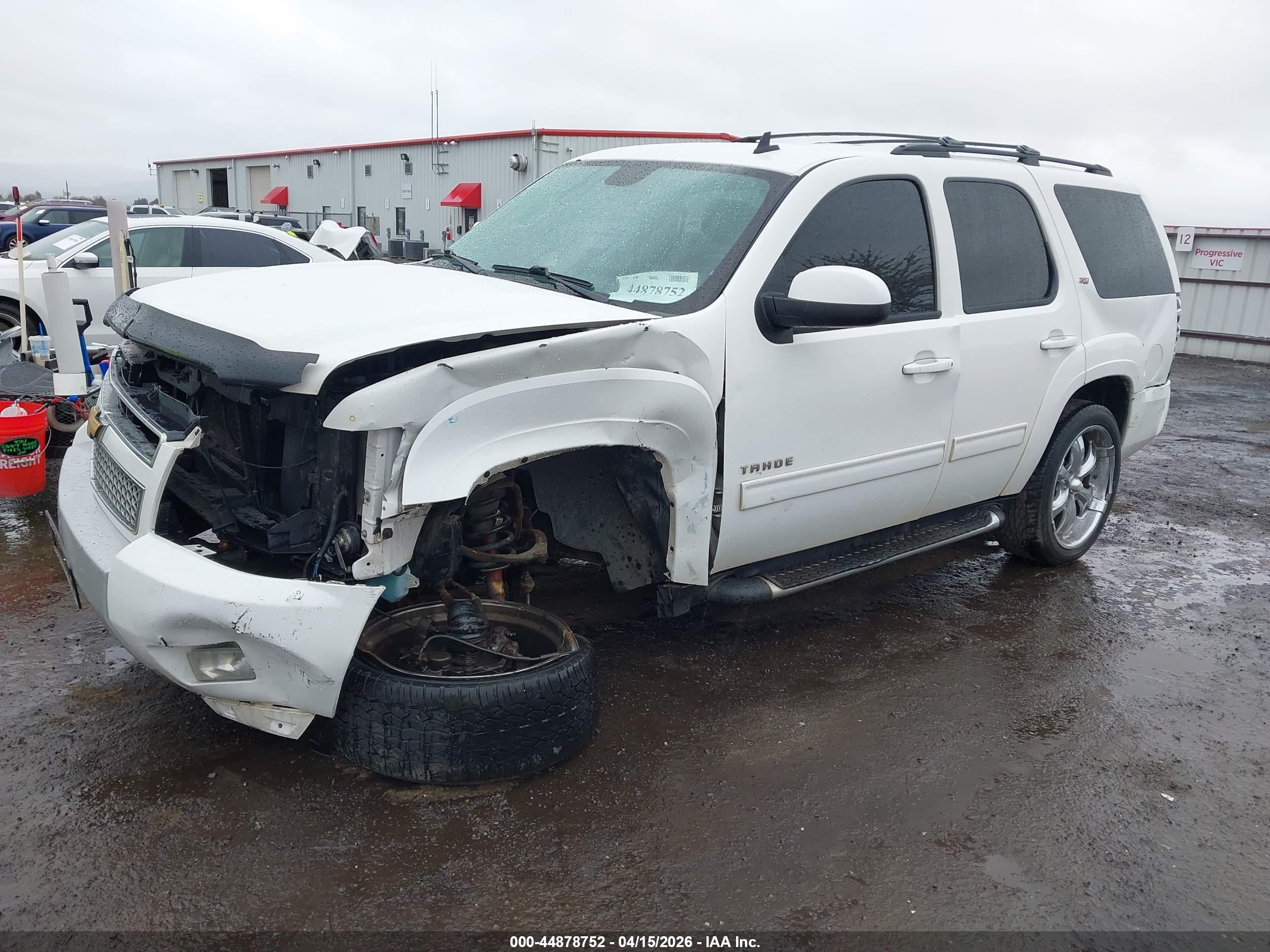 CHEVROLET TAHOE image 2