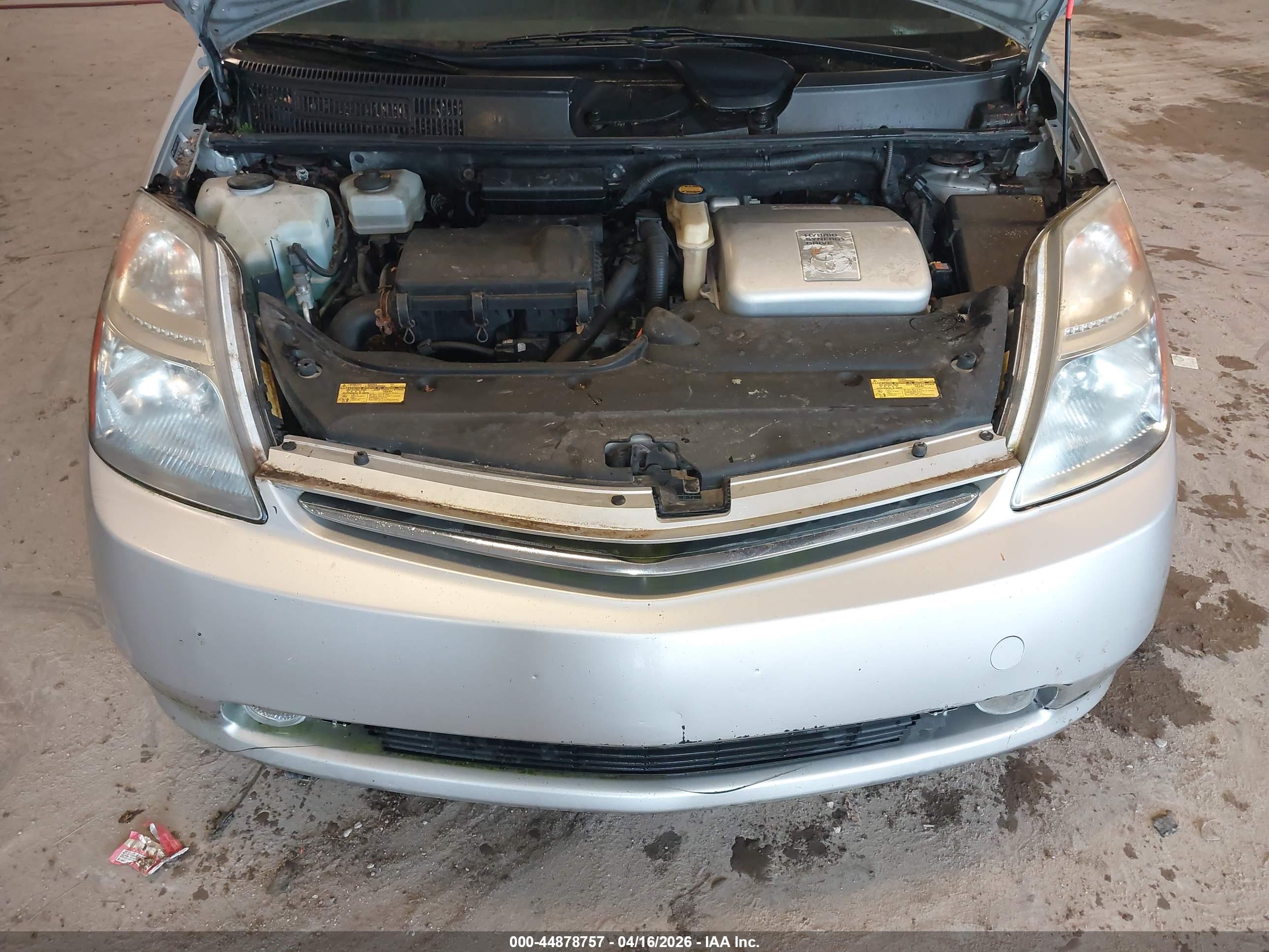 TOYOTA PRIUS image 10