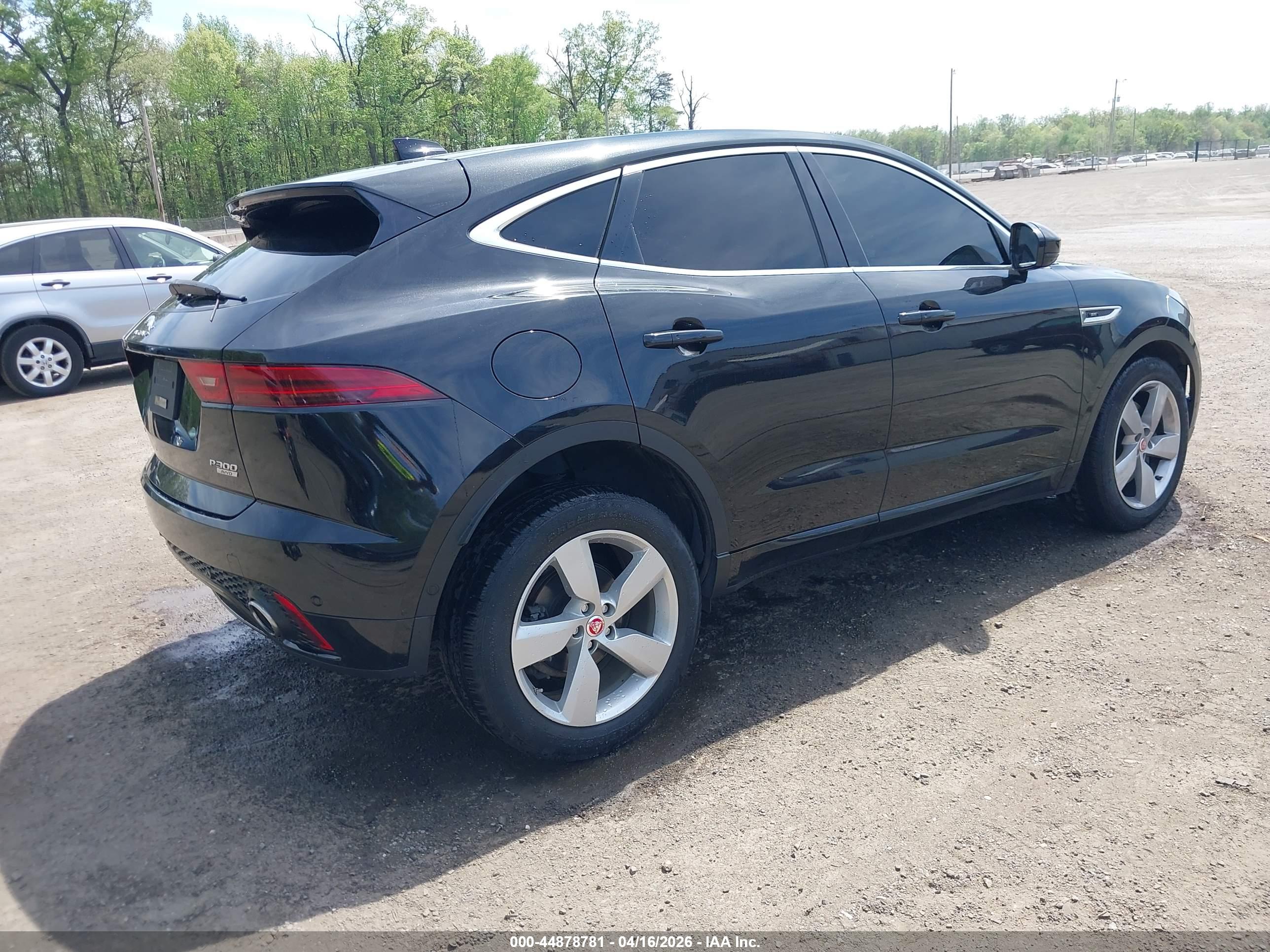 JAGUAR E-PACE image 4