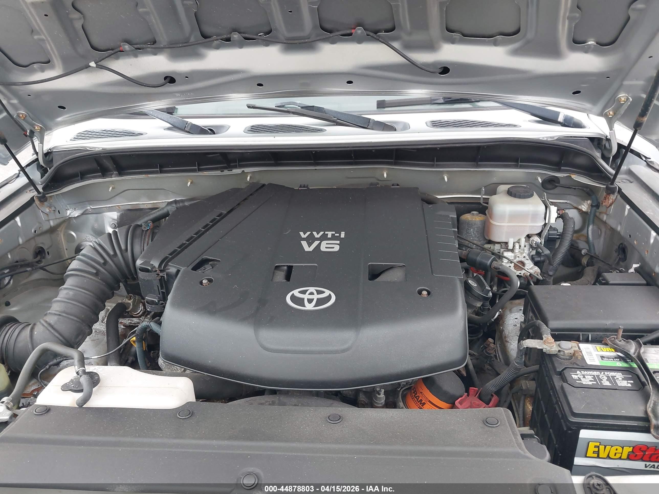 TOYOTA FJ image 10
