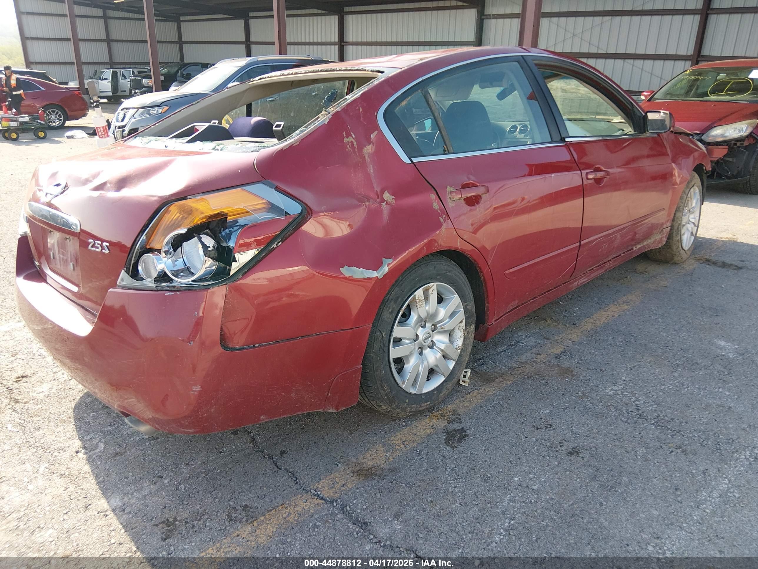 NISSAN ALTIMA image 4
