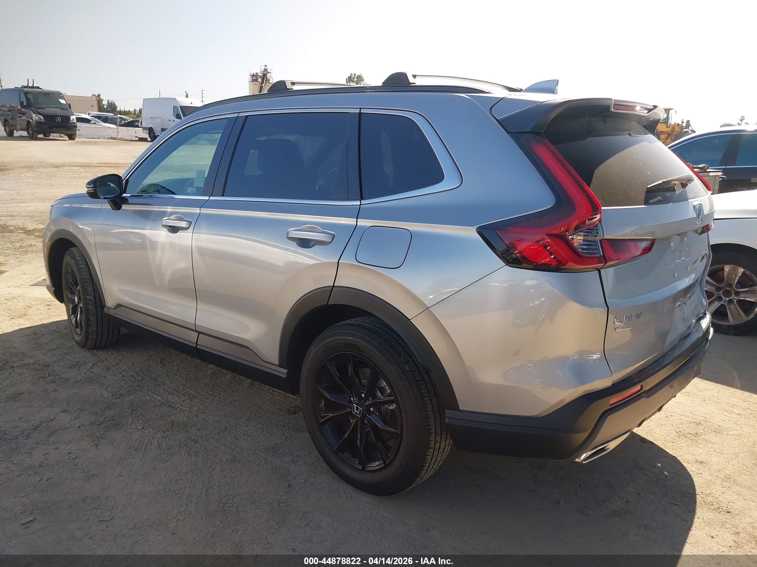HONDA CR-V image 3