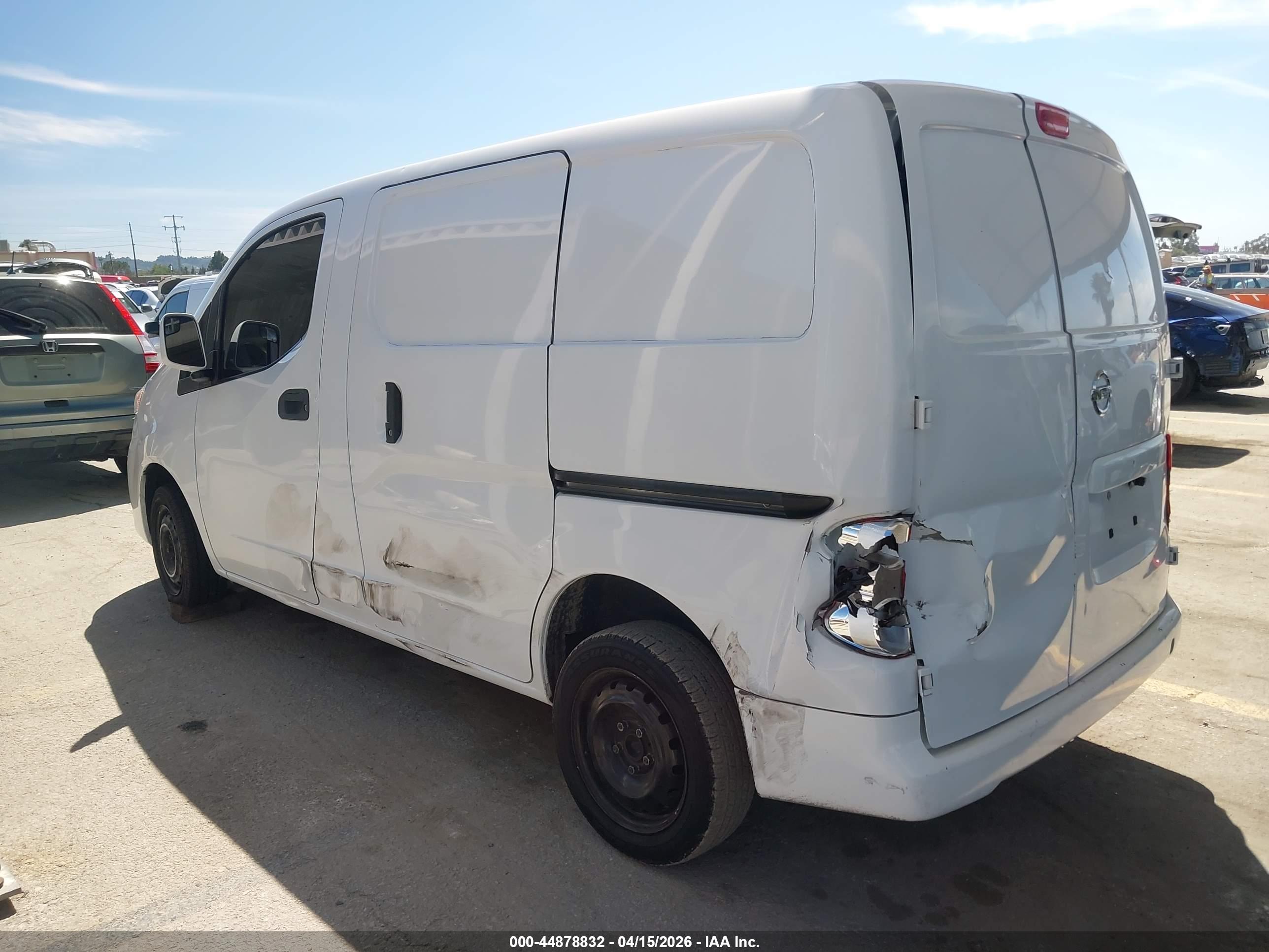 NISSAN NV200 image 3
