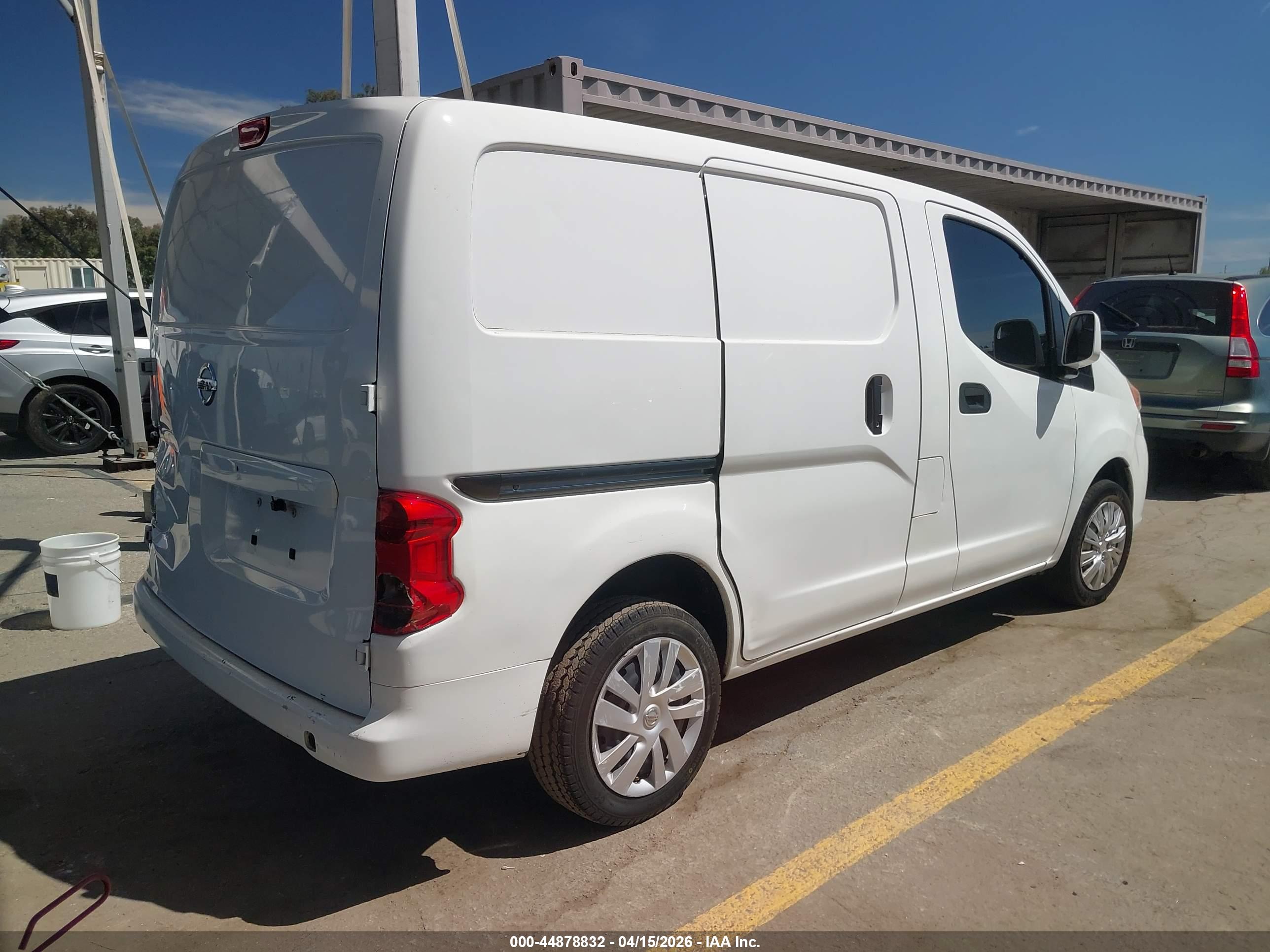 NISSAN NV200 image 4