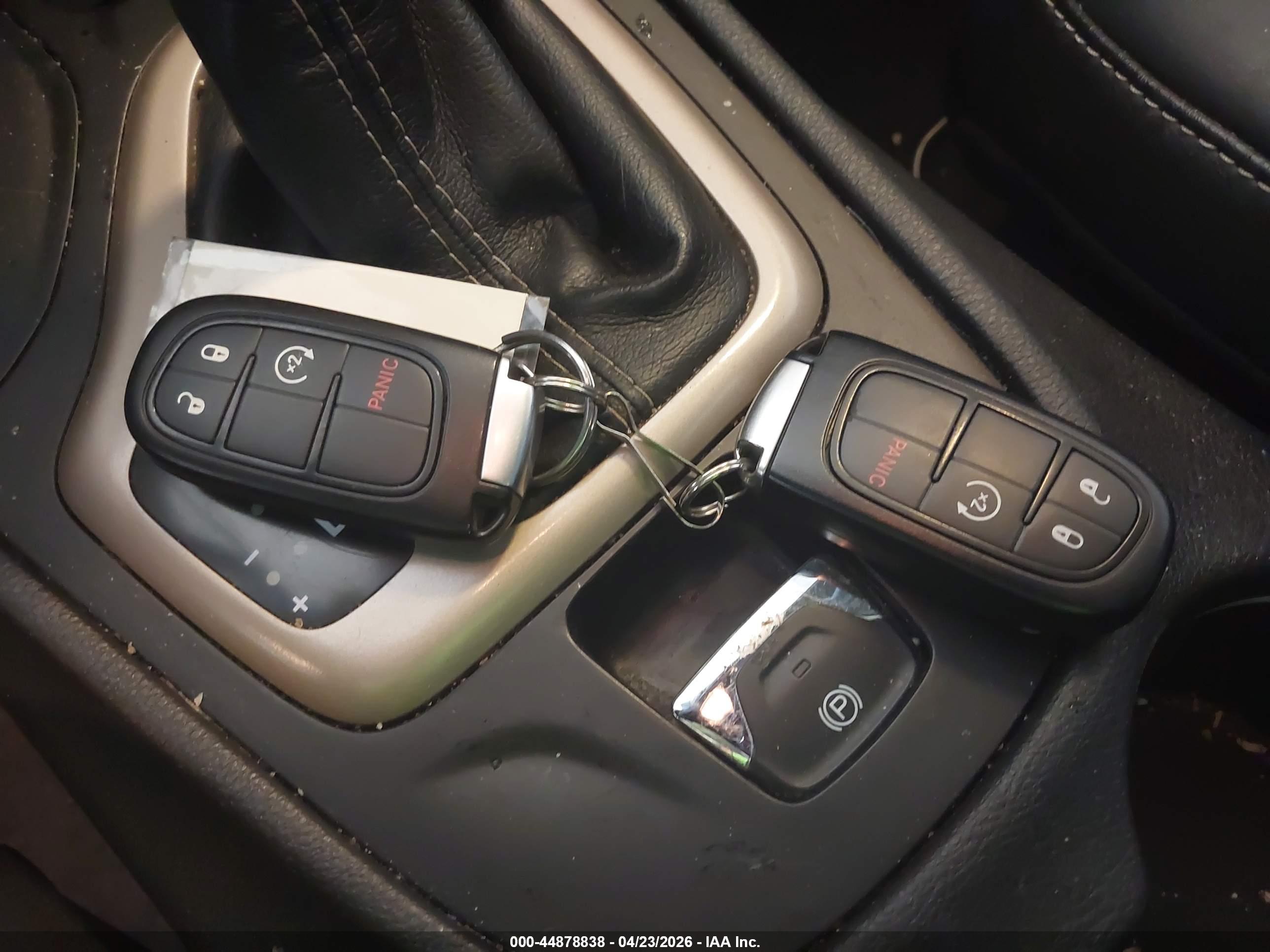 JEEP CHEROKEE image 11