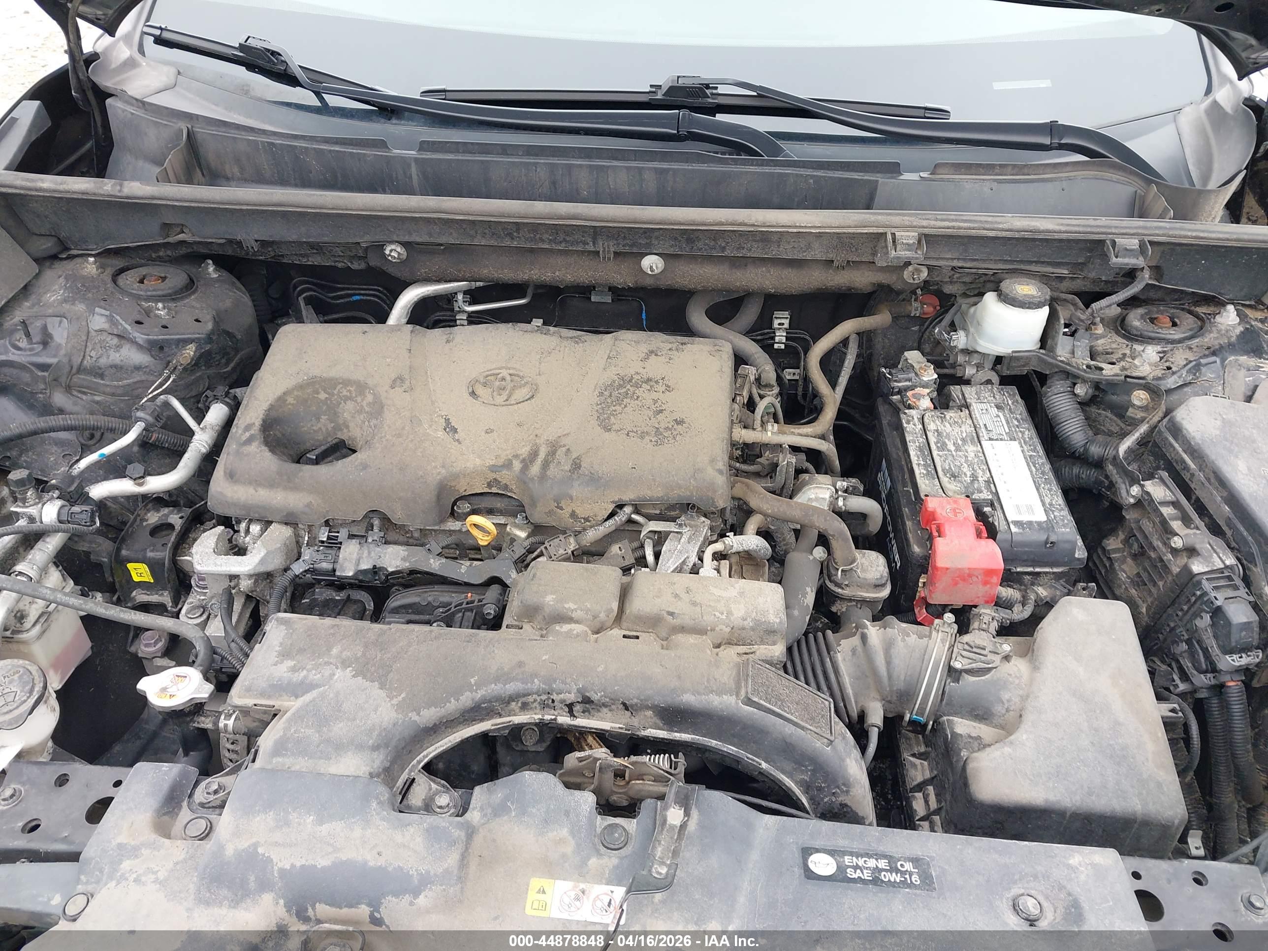 TOYOTA RAV4 image 10